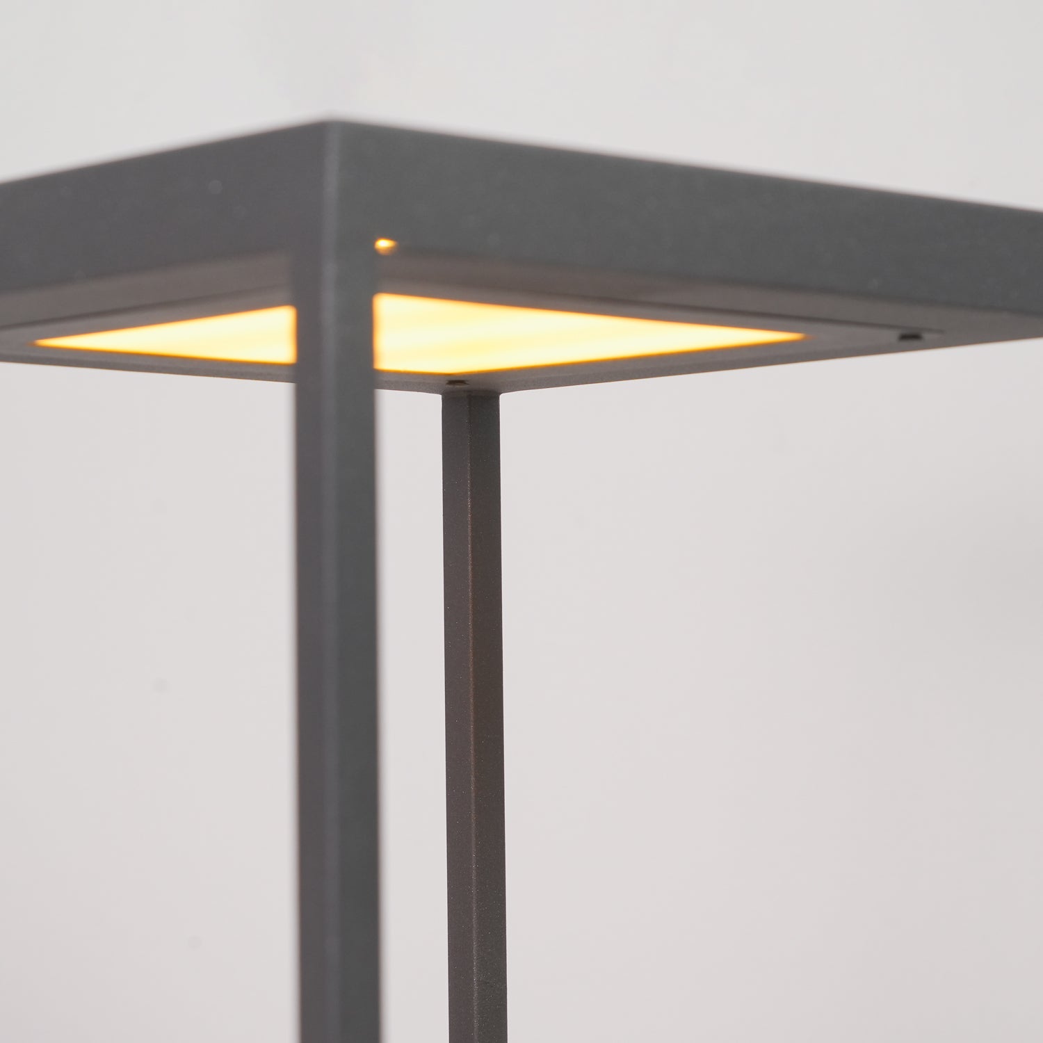 Square Frame Solar Outdoor Light Table Lamp