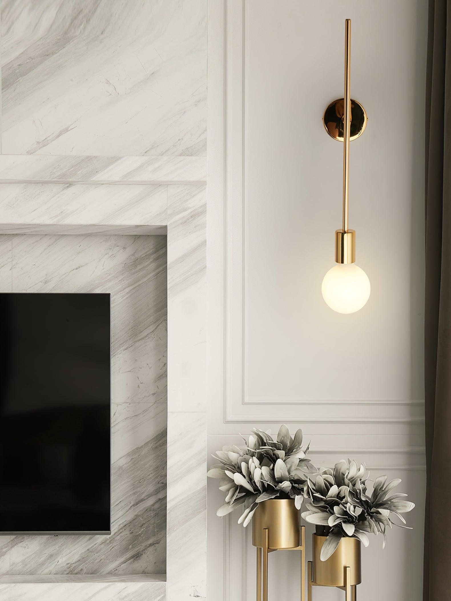 Step & Kick Wall Lamp 7.1