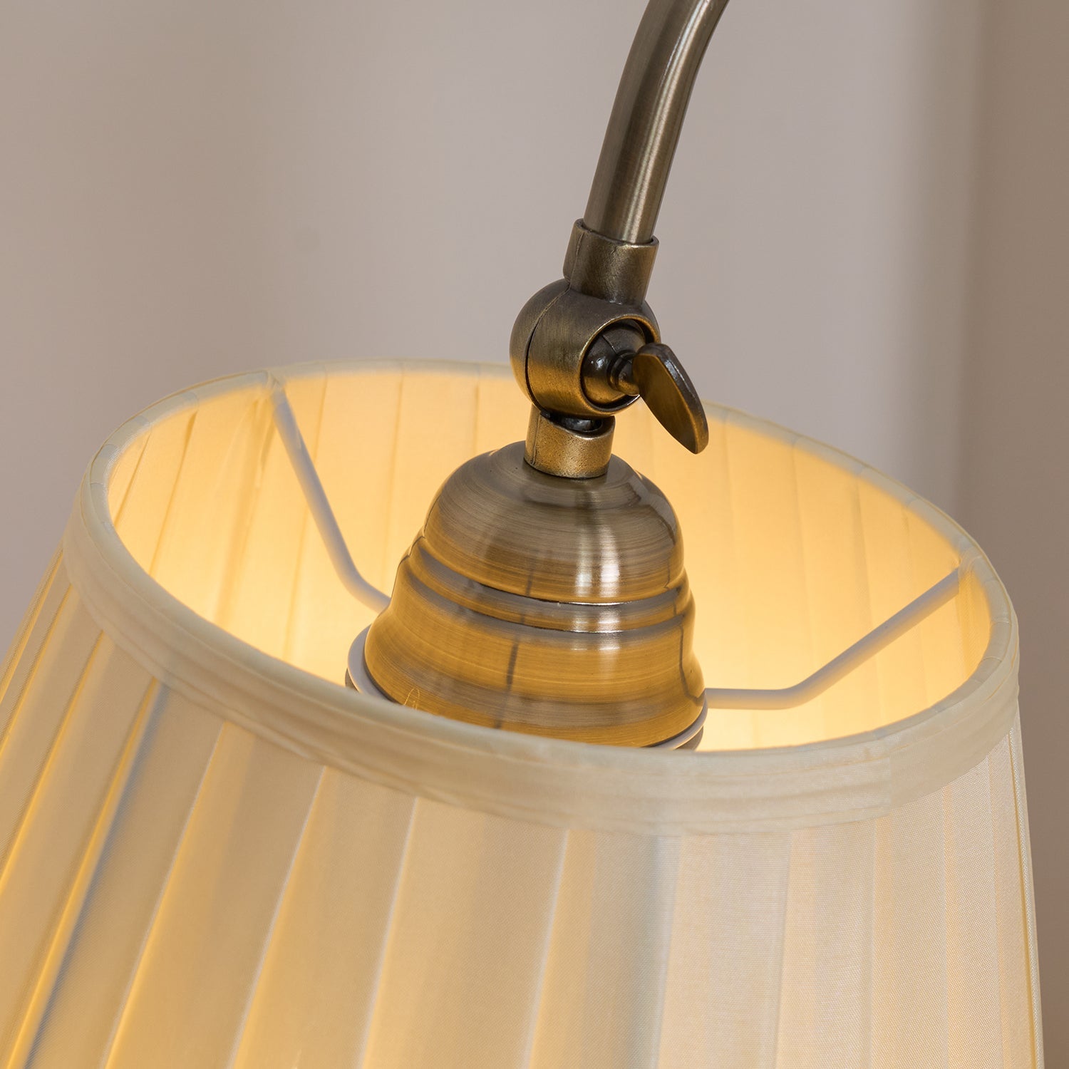Suffolk Portable Lamp Table Lamp