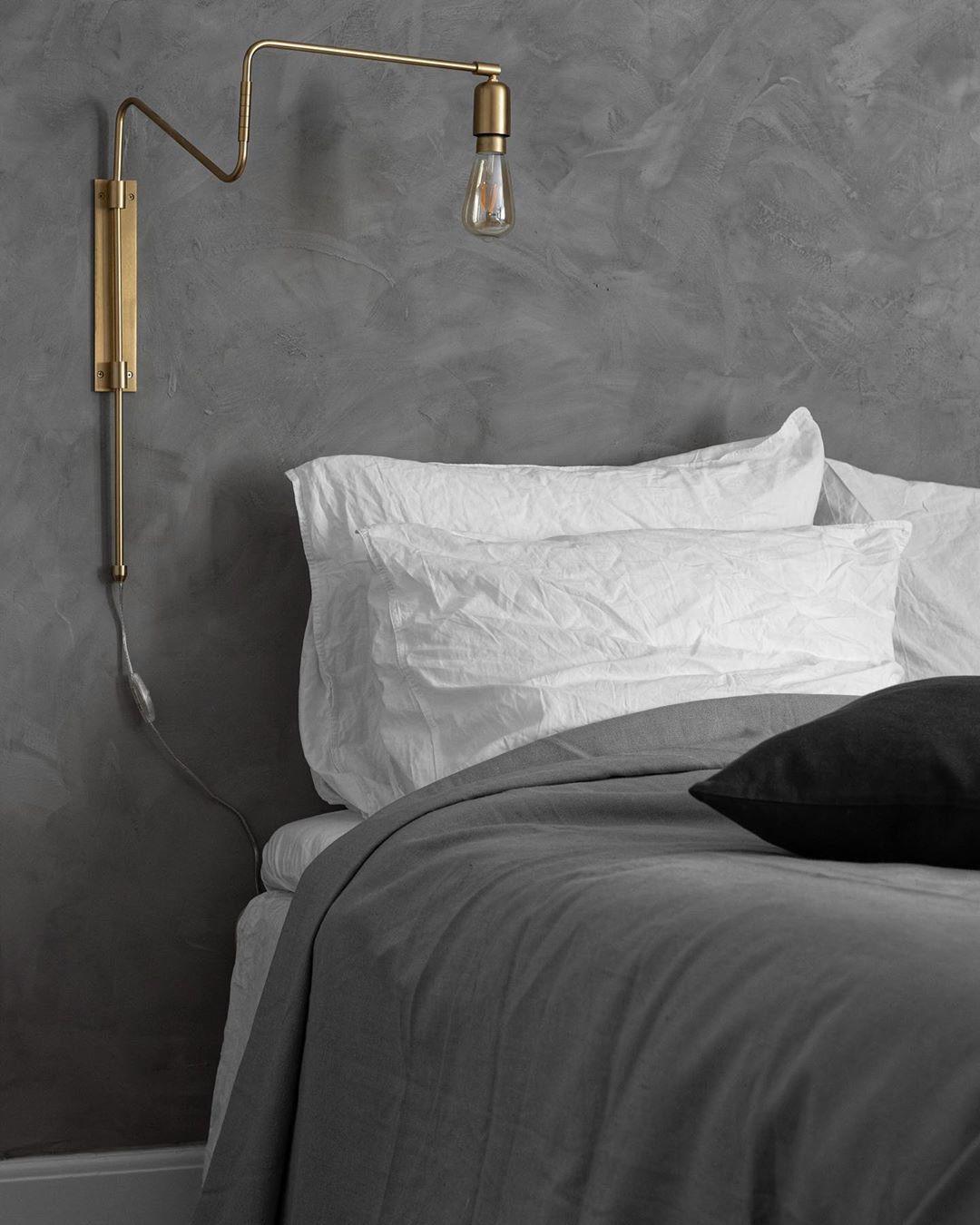 Swing Wall Lamp 27.6