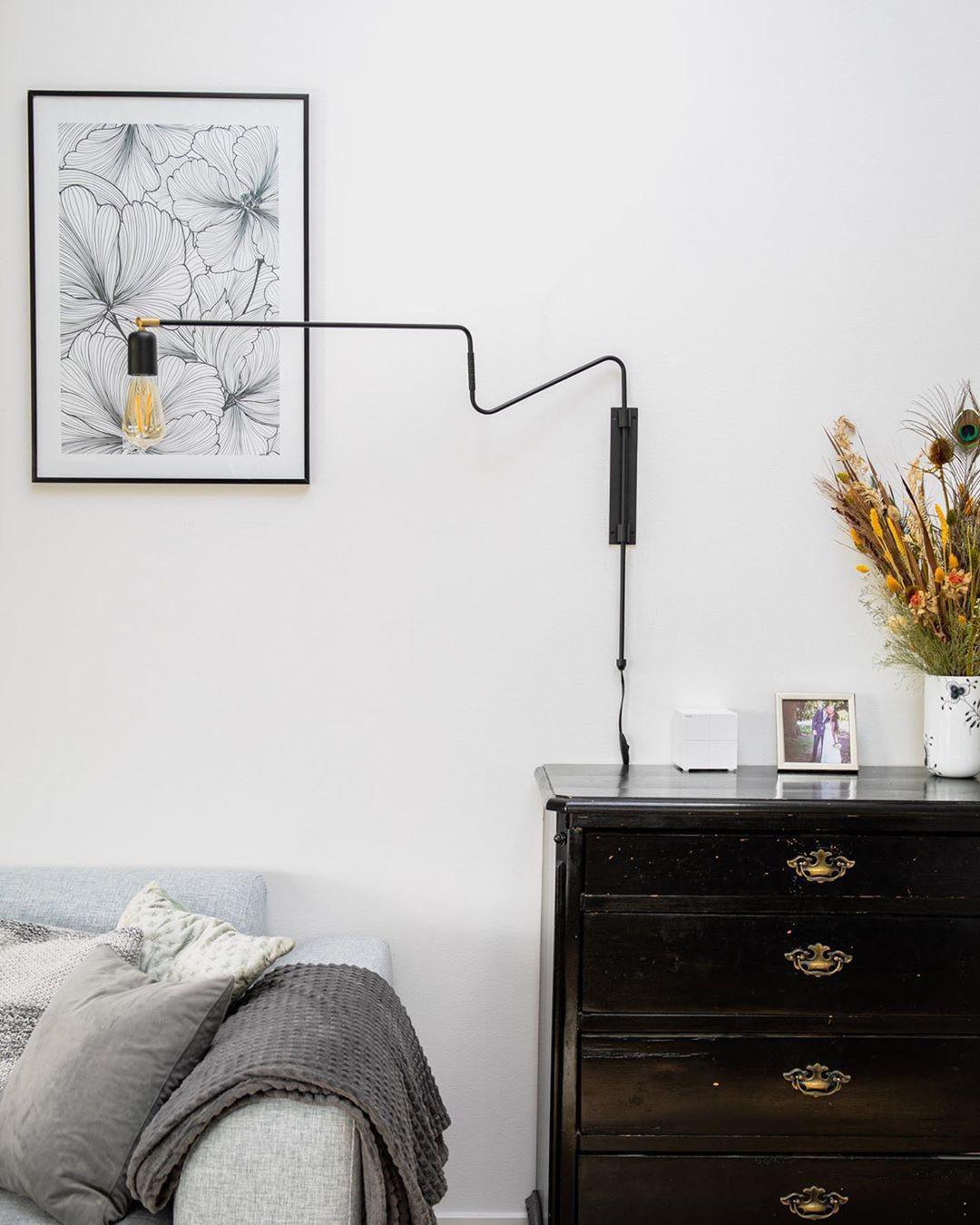 Swing Wall Lamp 27.6