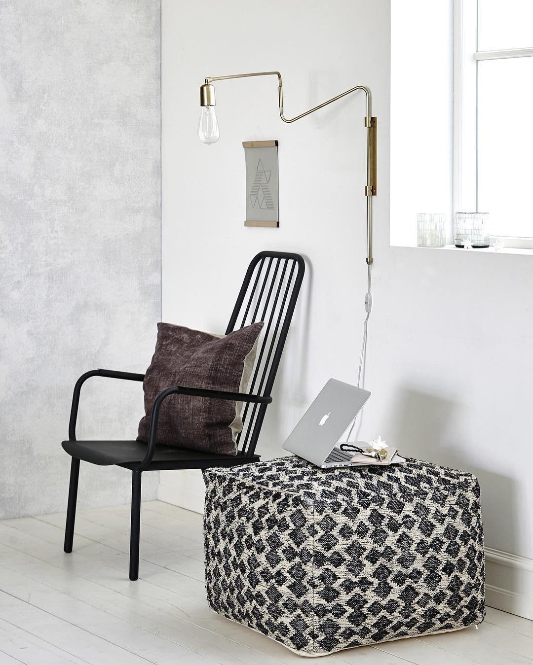 Swing Wall Lamp 27.6