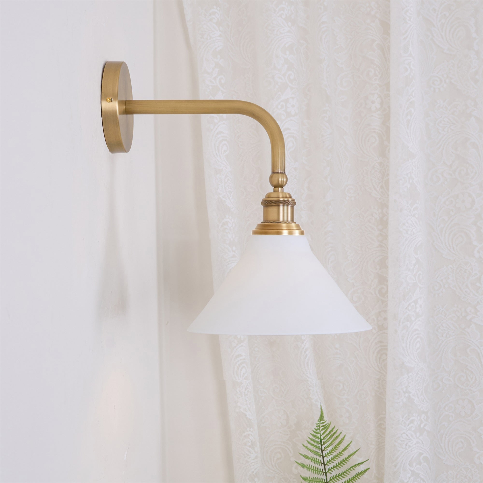 Heirloom Wall Lamp 9.4