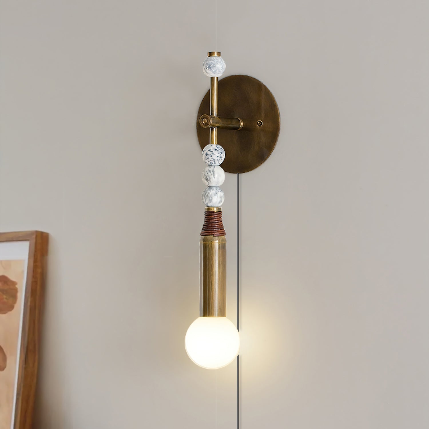 Toam Plug-in Wall Sconce