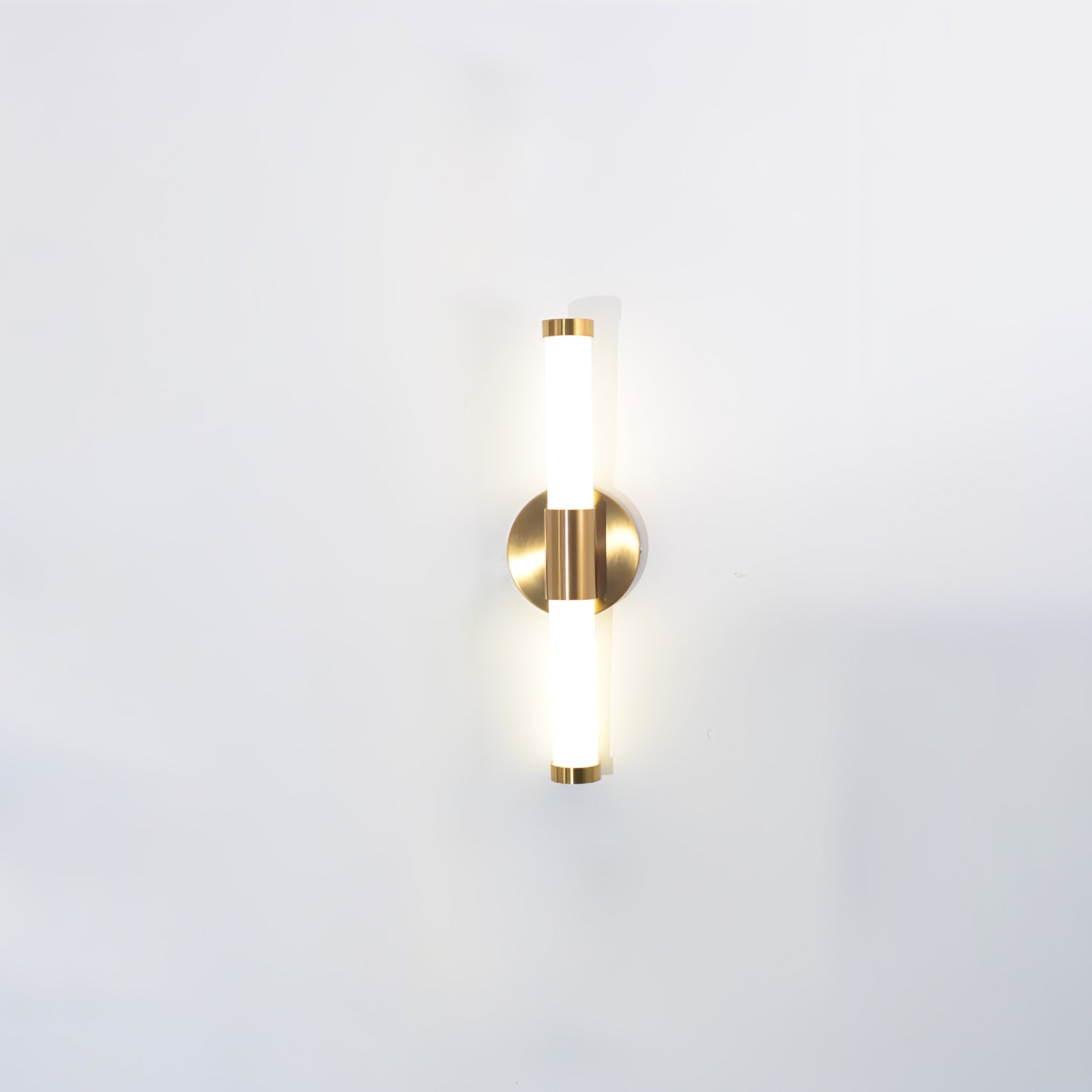 Tubo Linear LED Wall Sconce