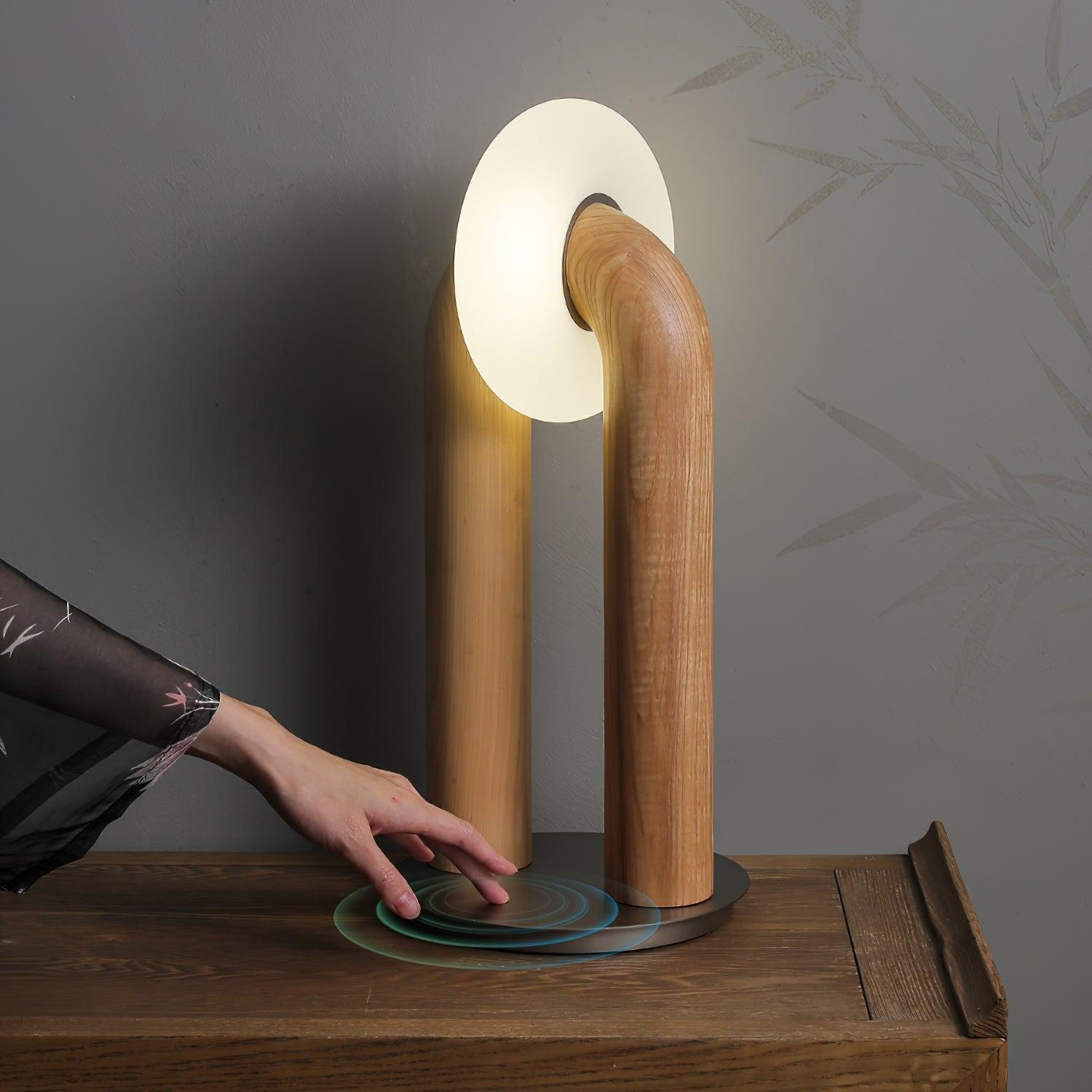 U-Shaped Xuanguang Table Lamp 7.9