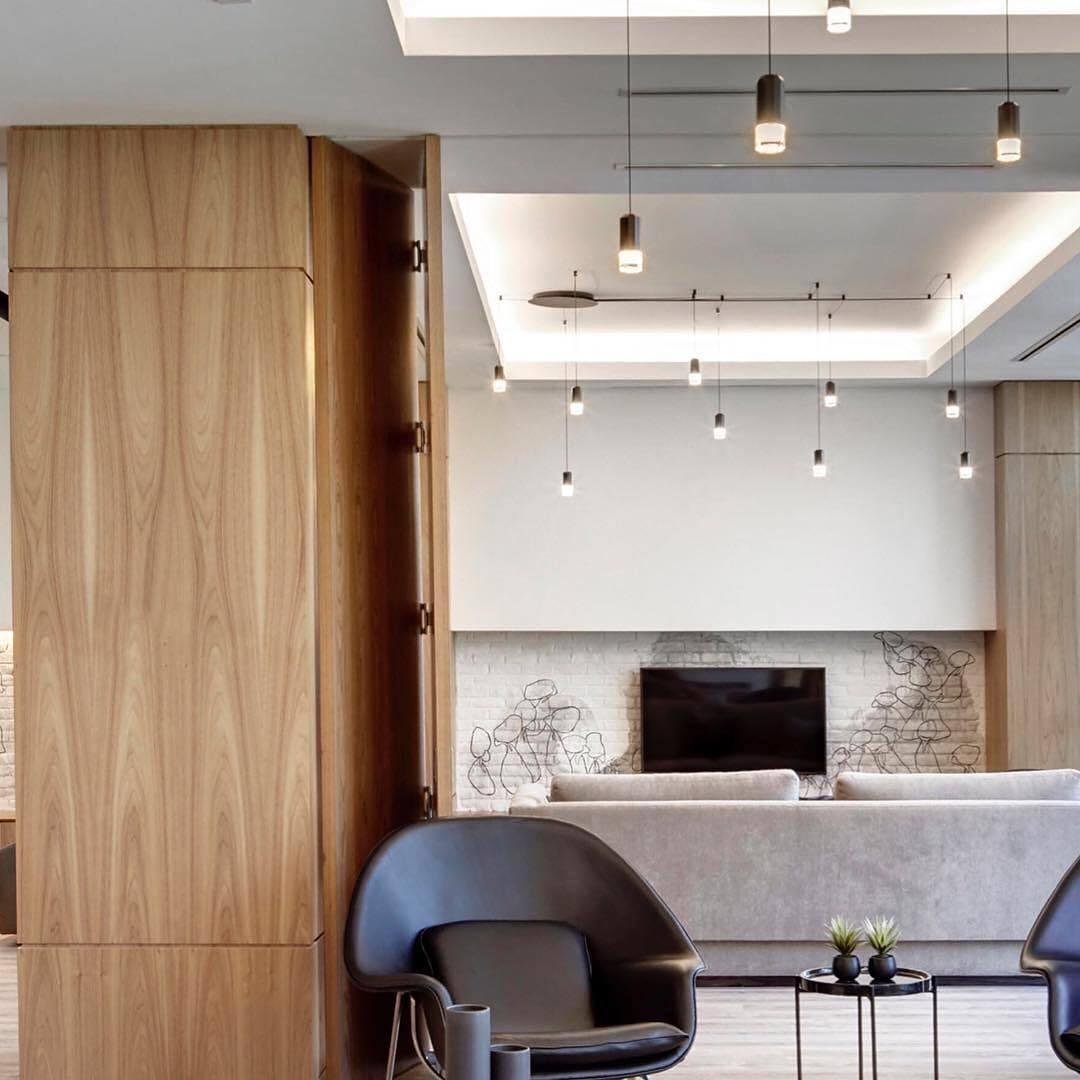 Line Form Pendant Light