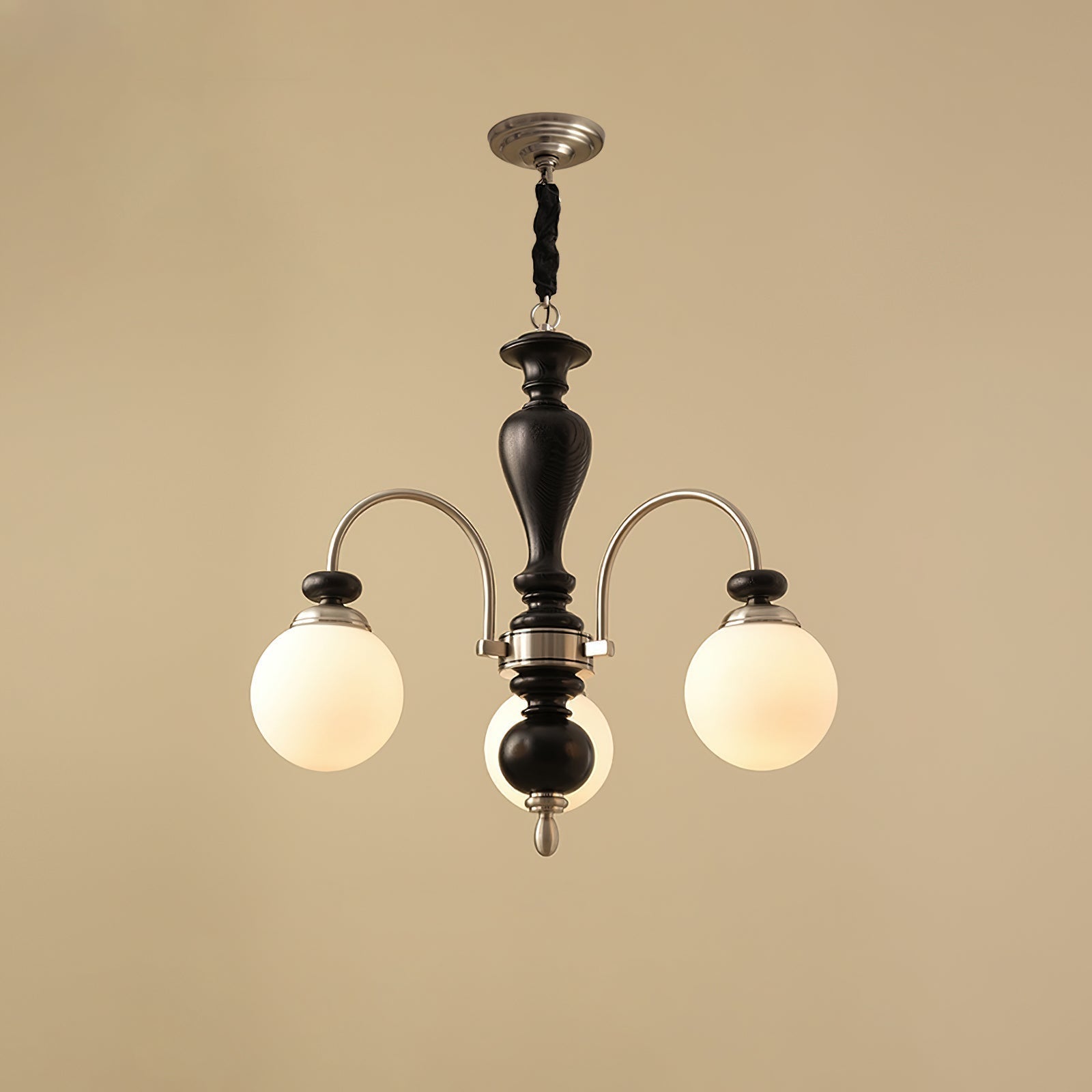 Windsor Classic Crown Chandelier detail view 14
