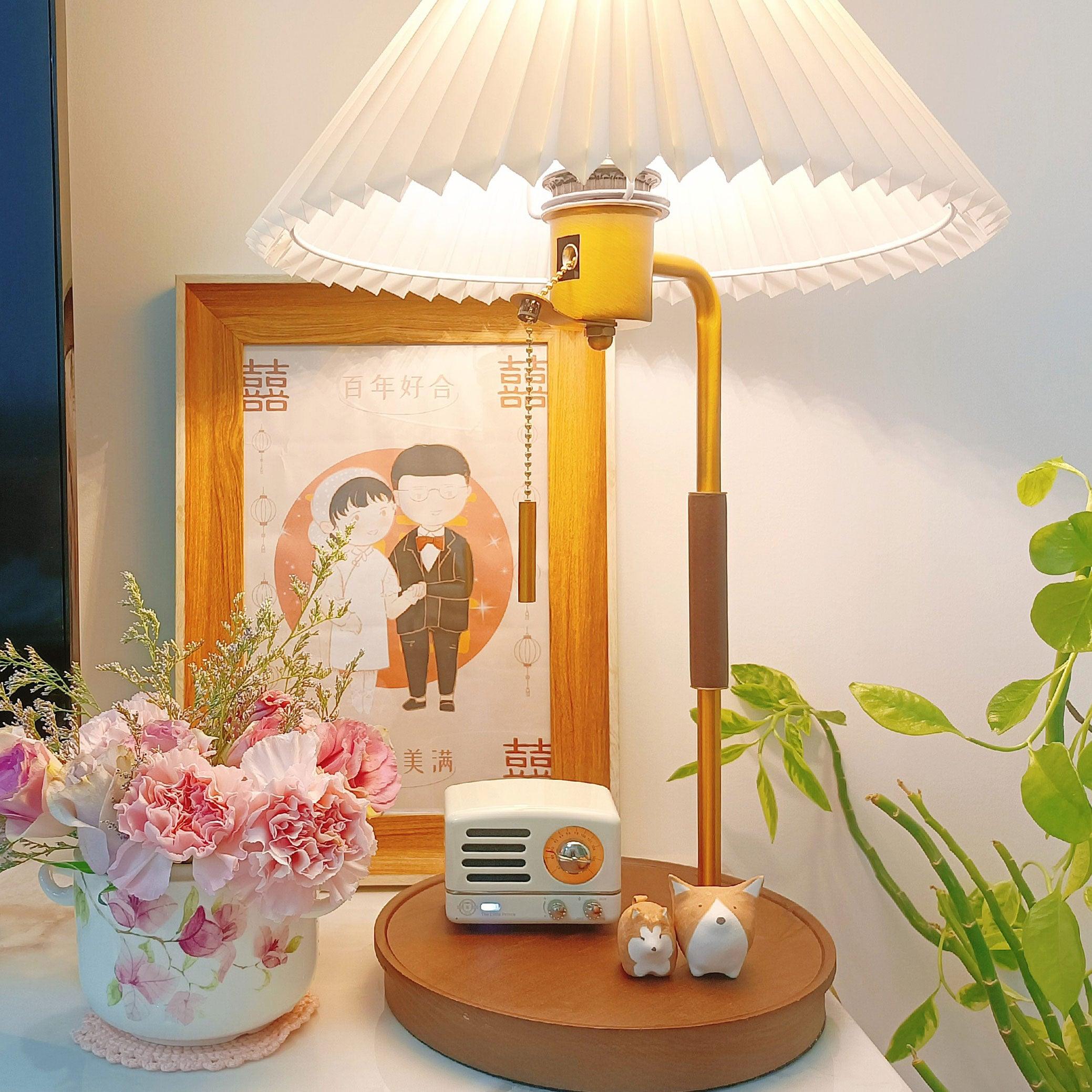 Wooden Retro Work Lamp Table Lamp detail view 24