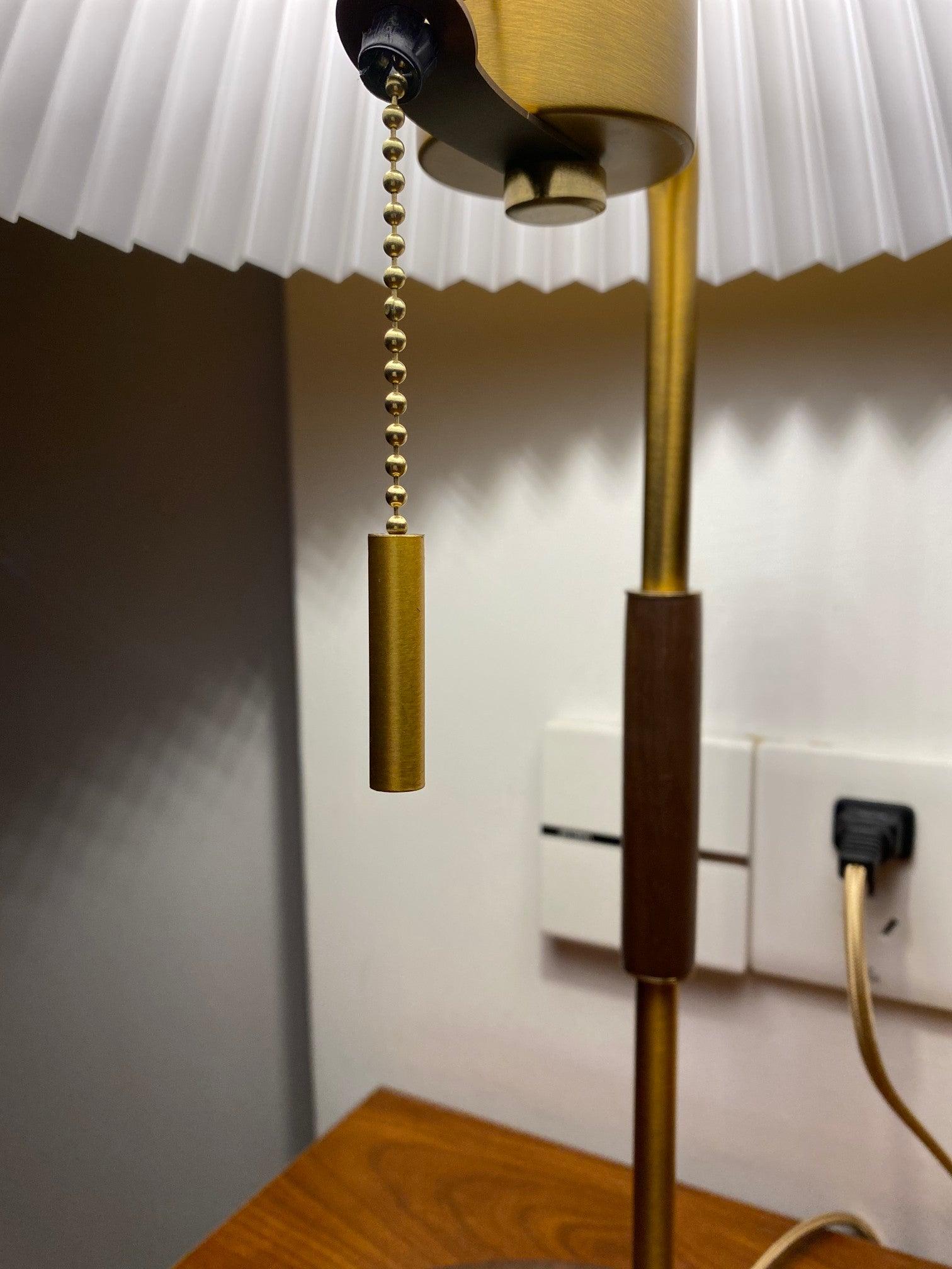 Wooden Retro Work Lamp Table Lamp detail view 29