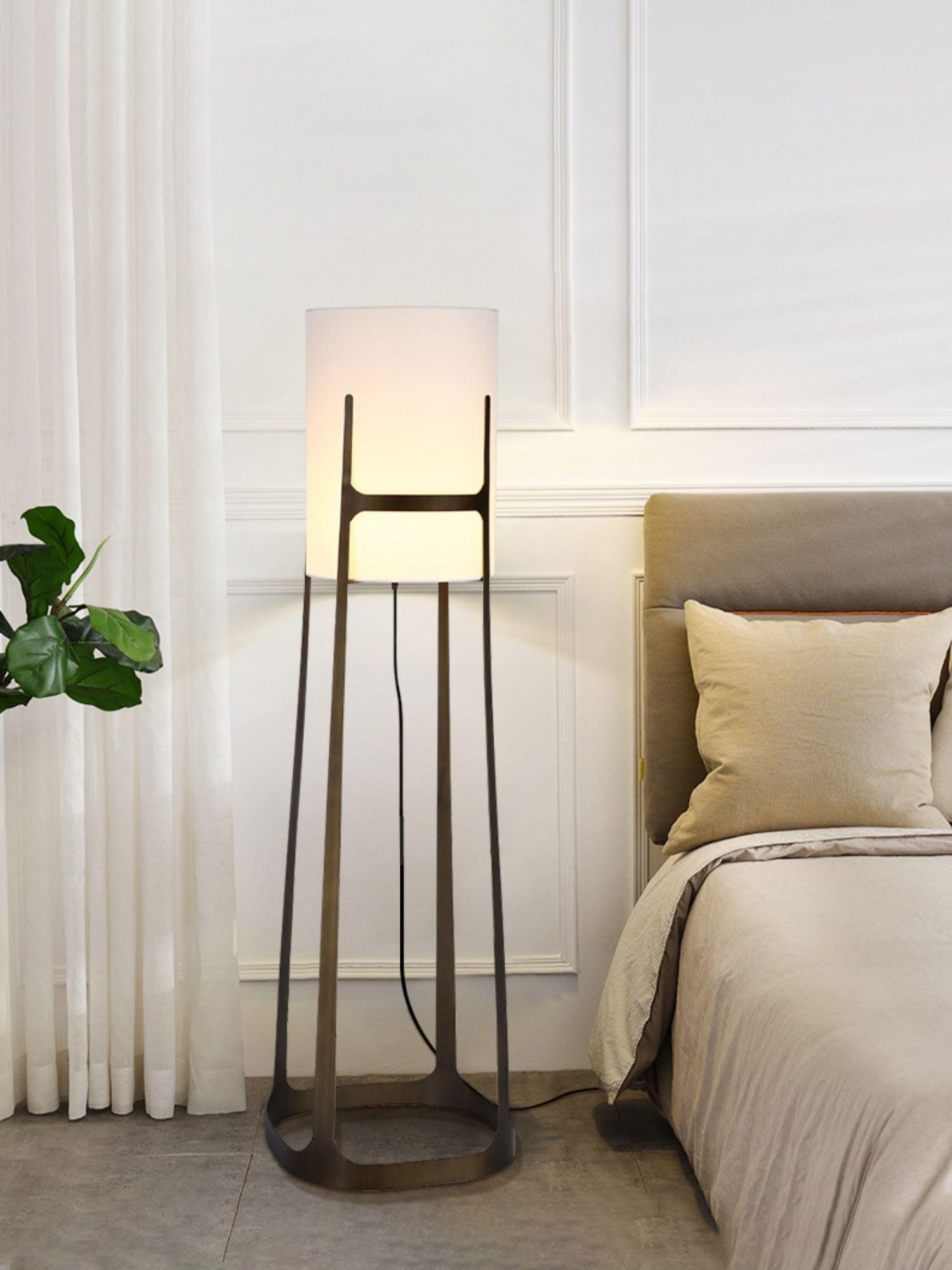 X+L 04 Reading Floor Lamp detail view 21
