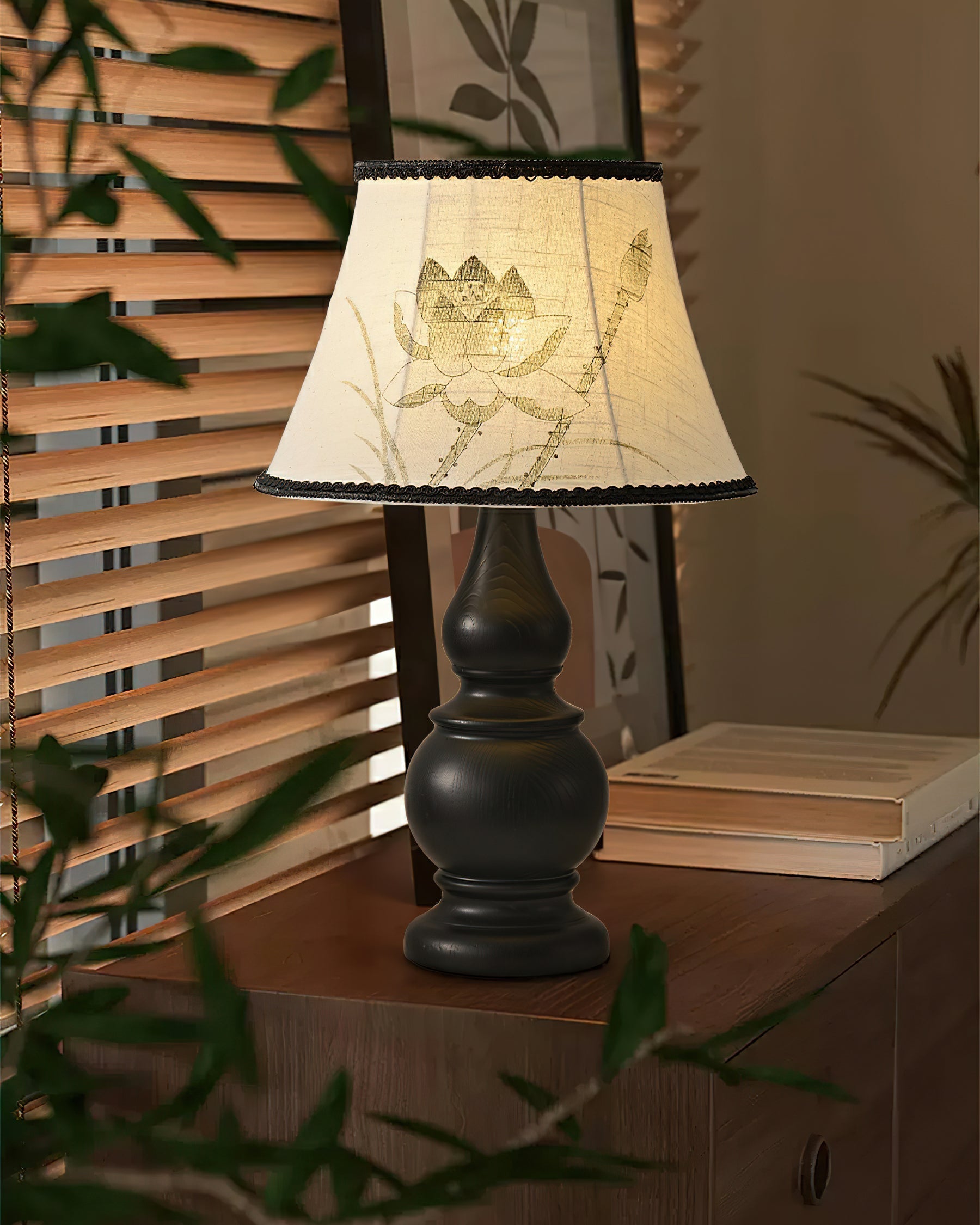 Zen Lotus Table Lamp 13