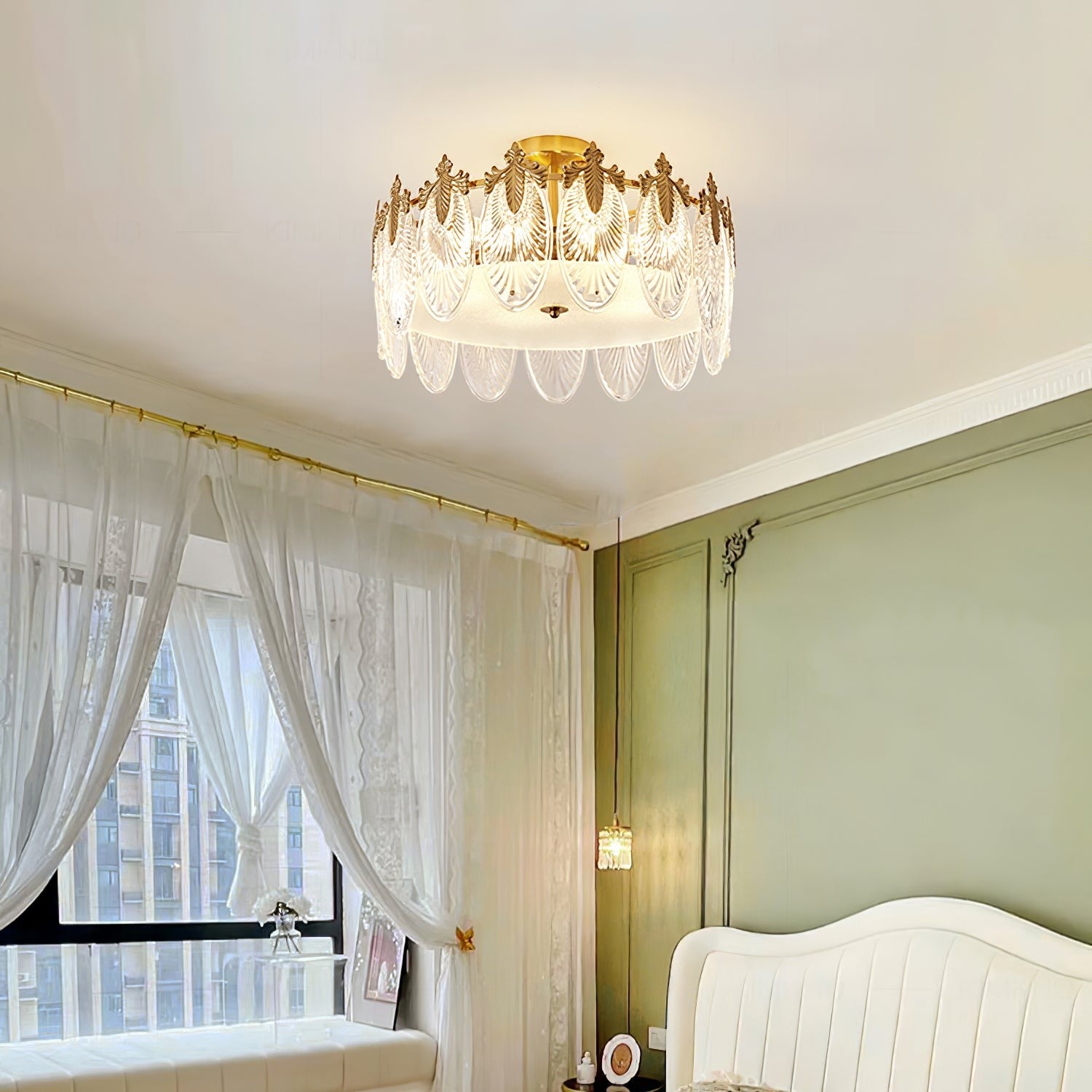 Artisan Glass Pattern Chandelier