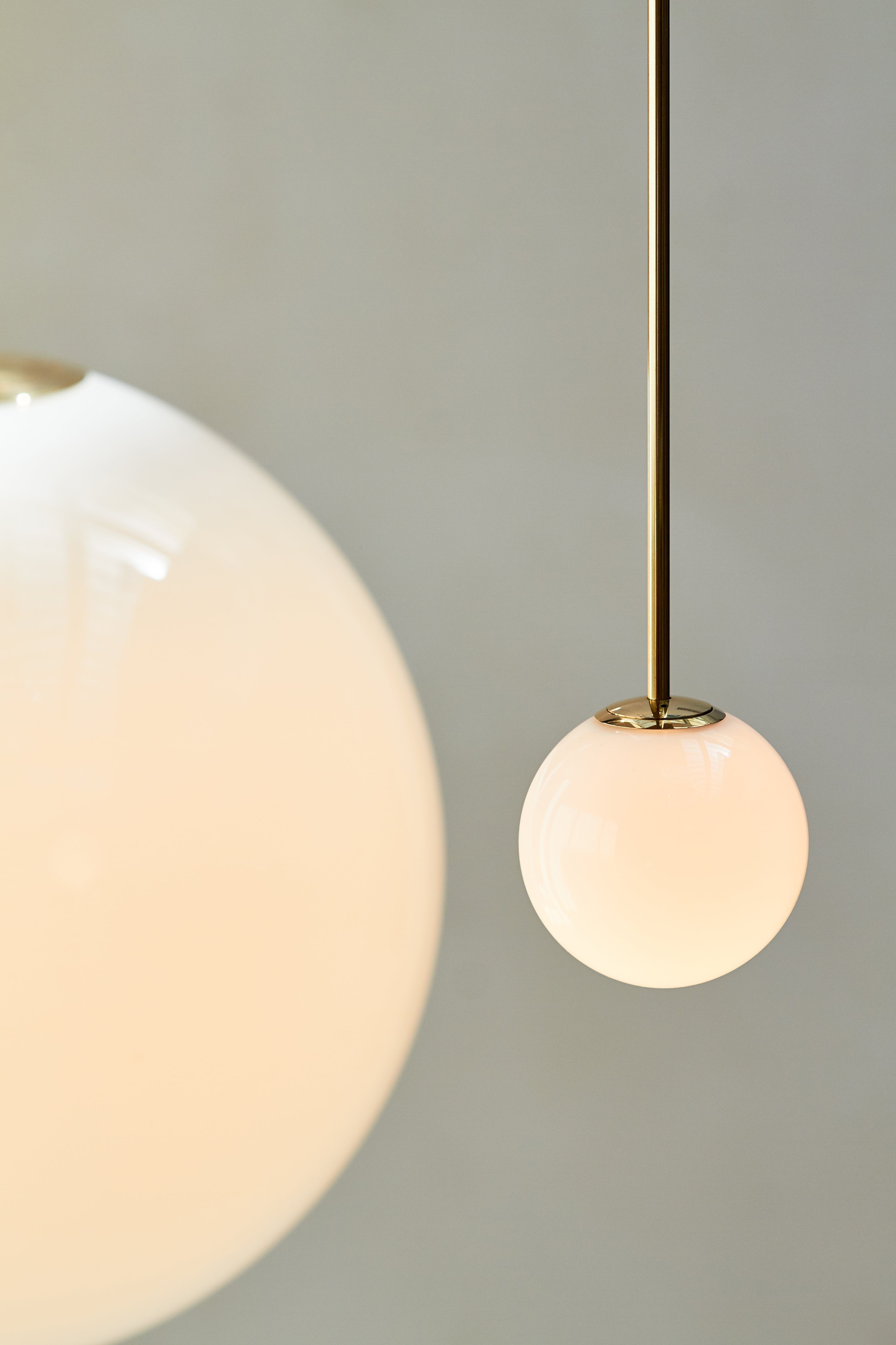 Brass Globe Rod Pendant Light