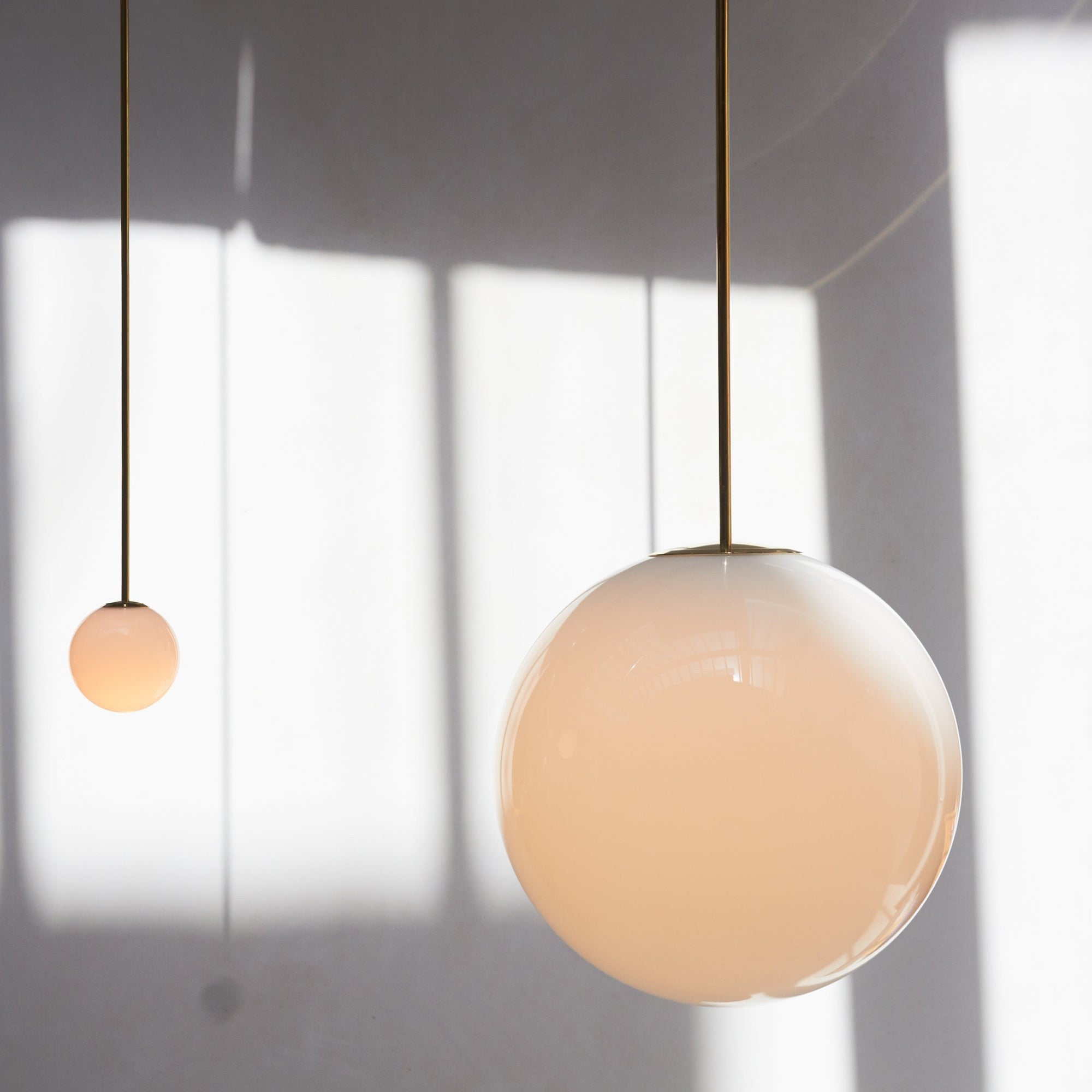 Brass Globe Rod Pendant Light
