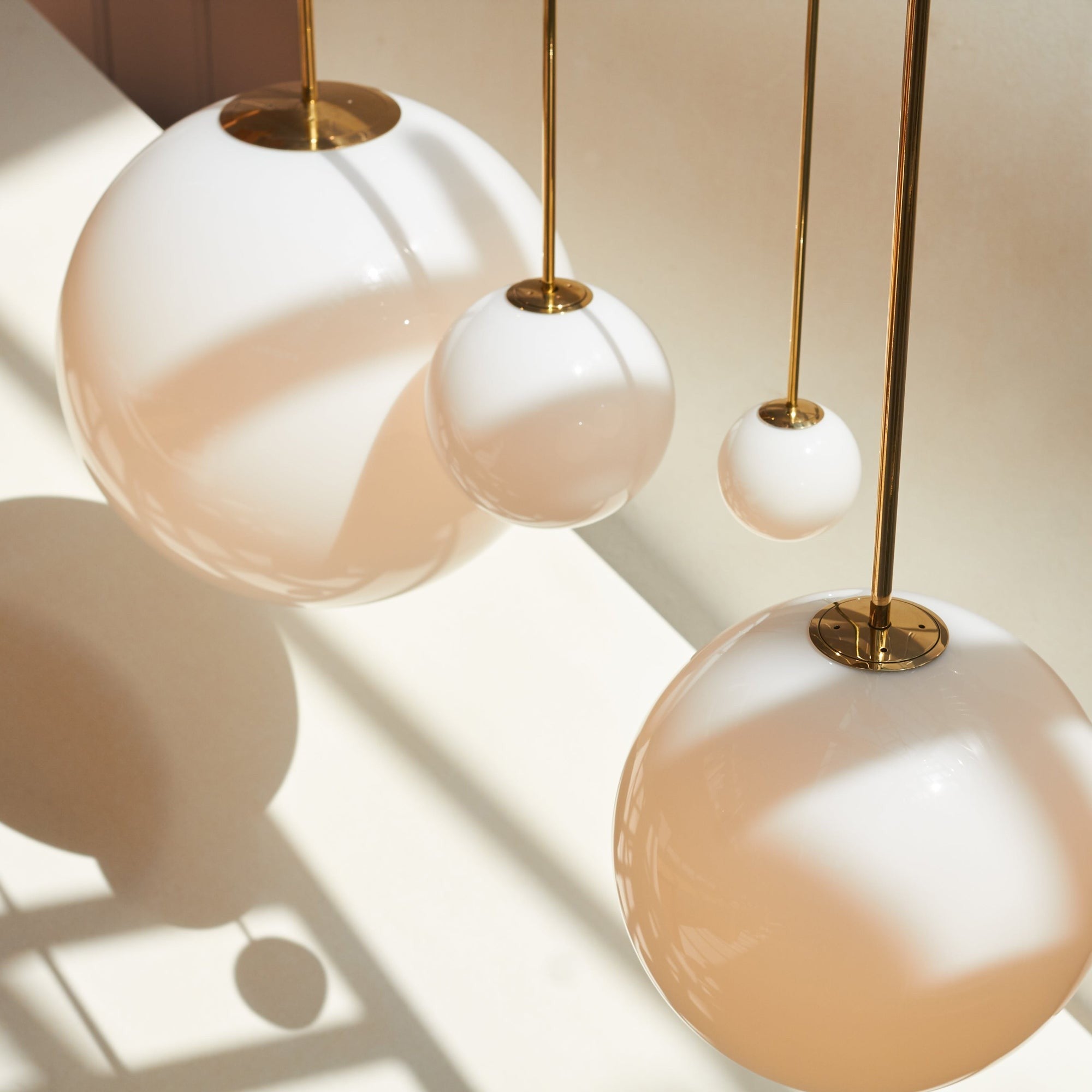 Brass Globe Rod Pendant Light