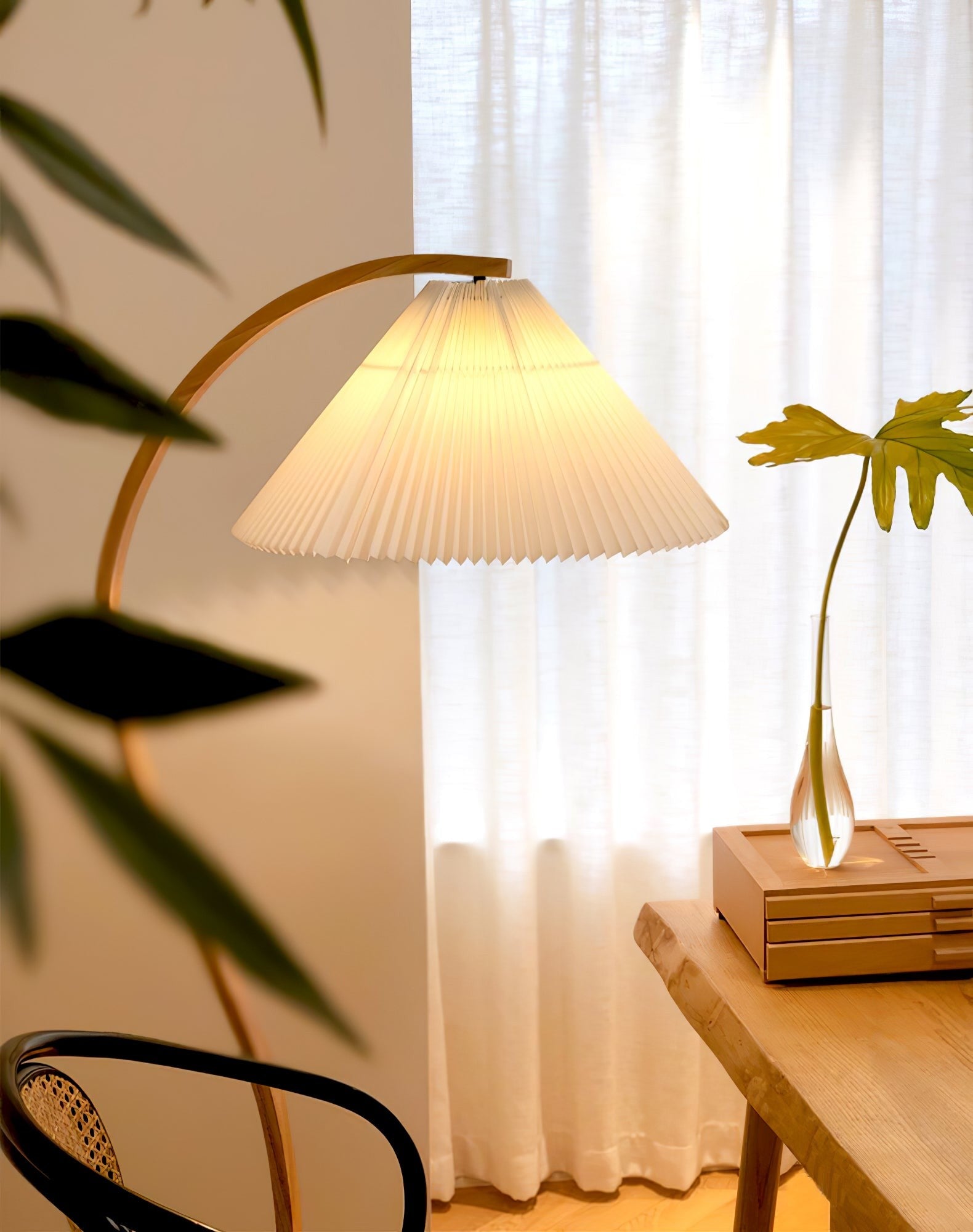 Caprani Scandinavian Floor Lamp