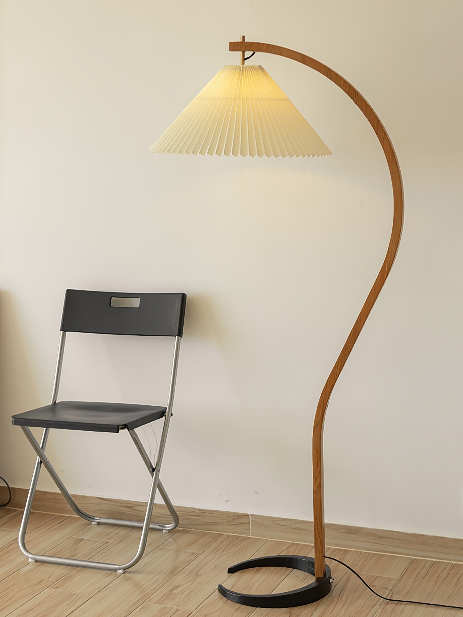Caprani Scandinavian Floor Lamp