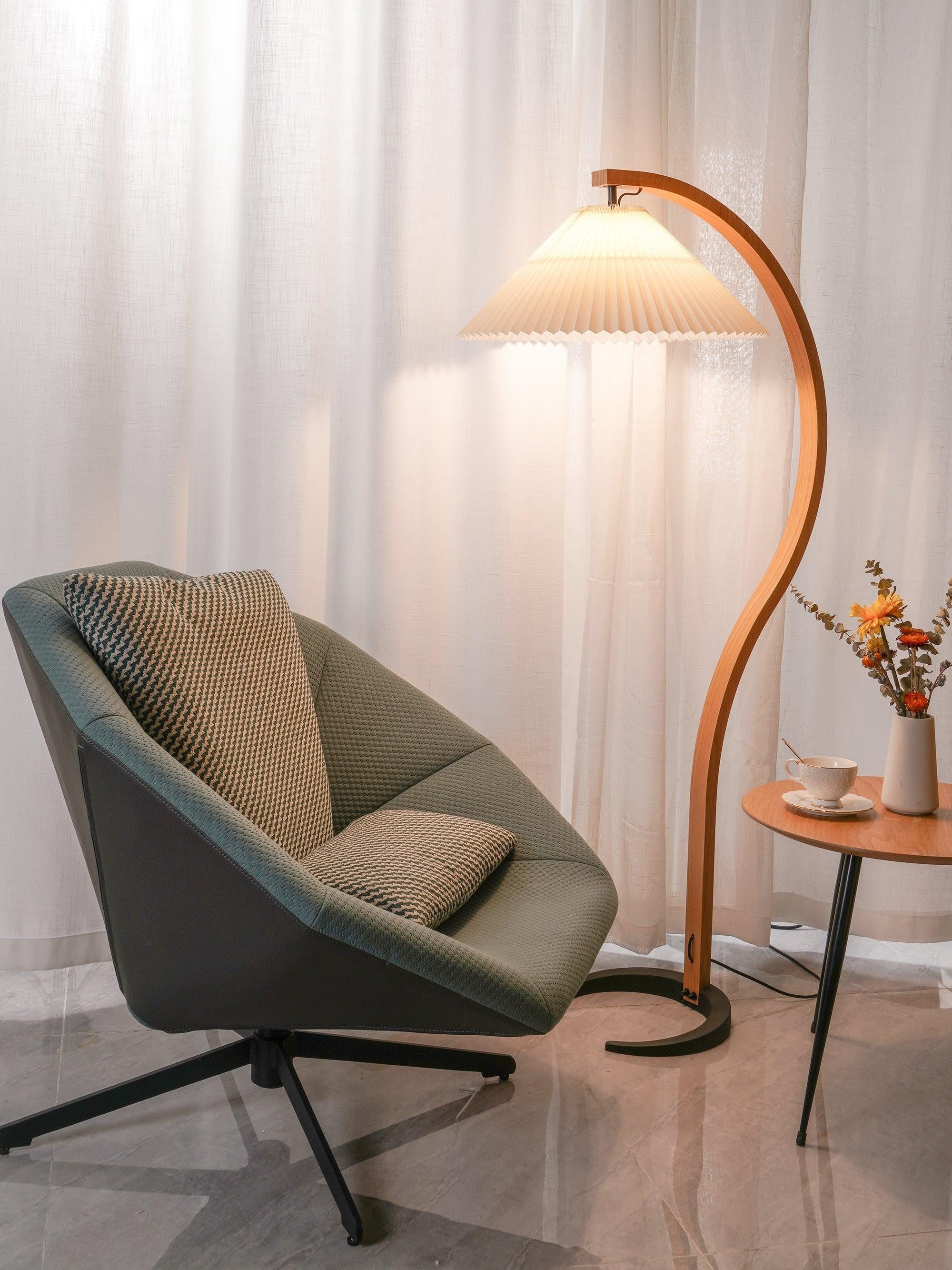 Caprani Scandinavian Floor Lamp