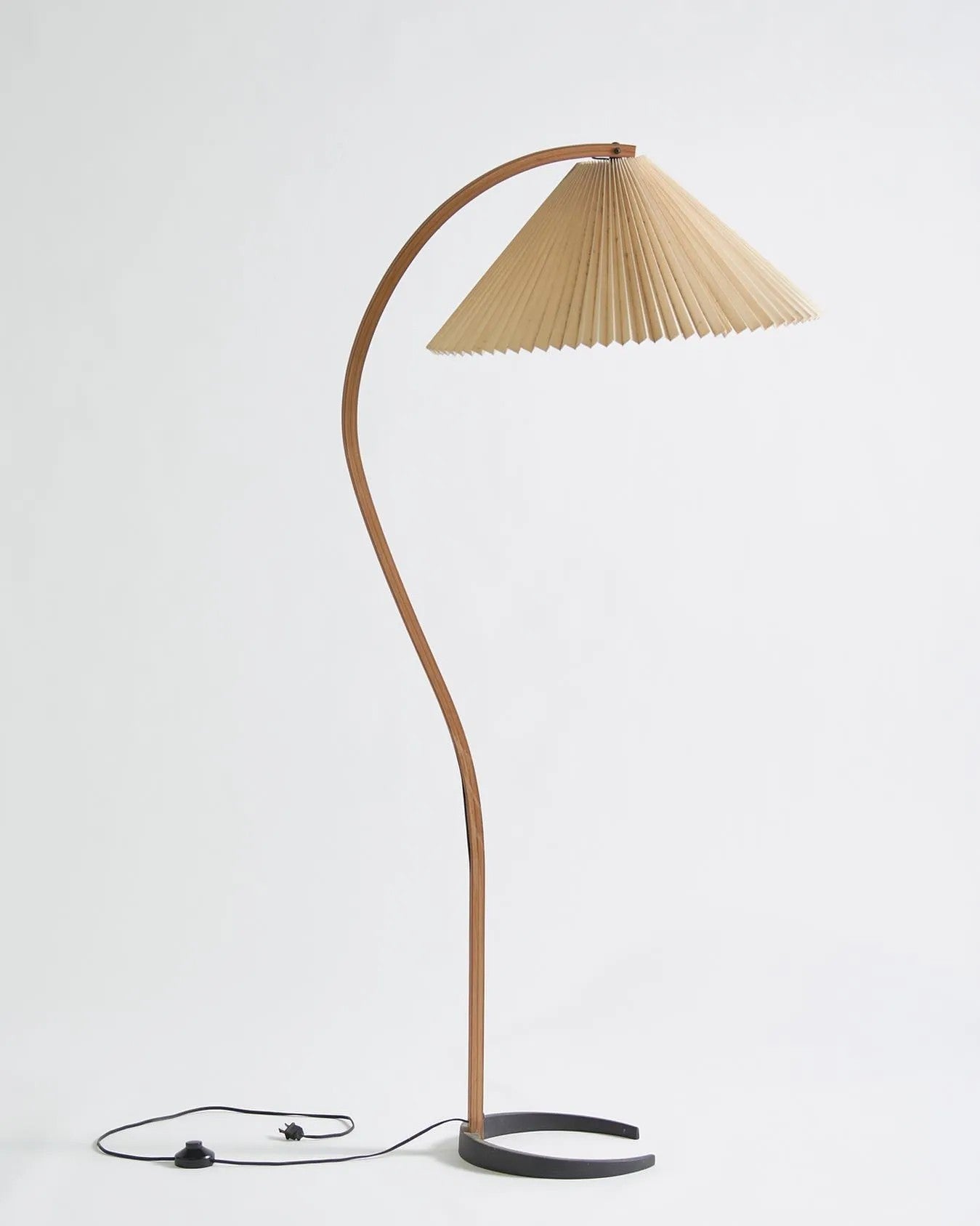 Caprani Scandinavian Floor Lamp