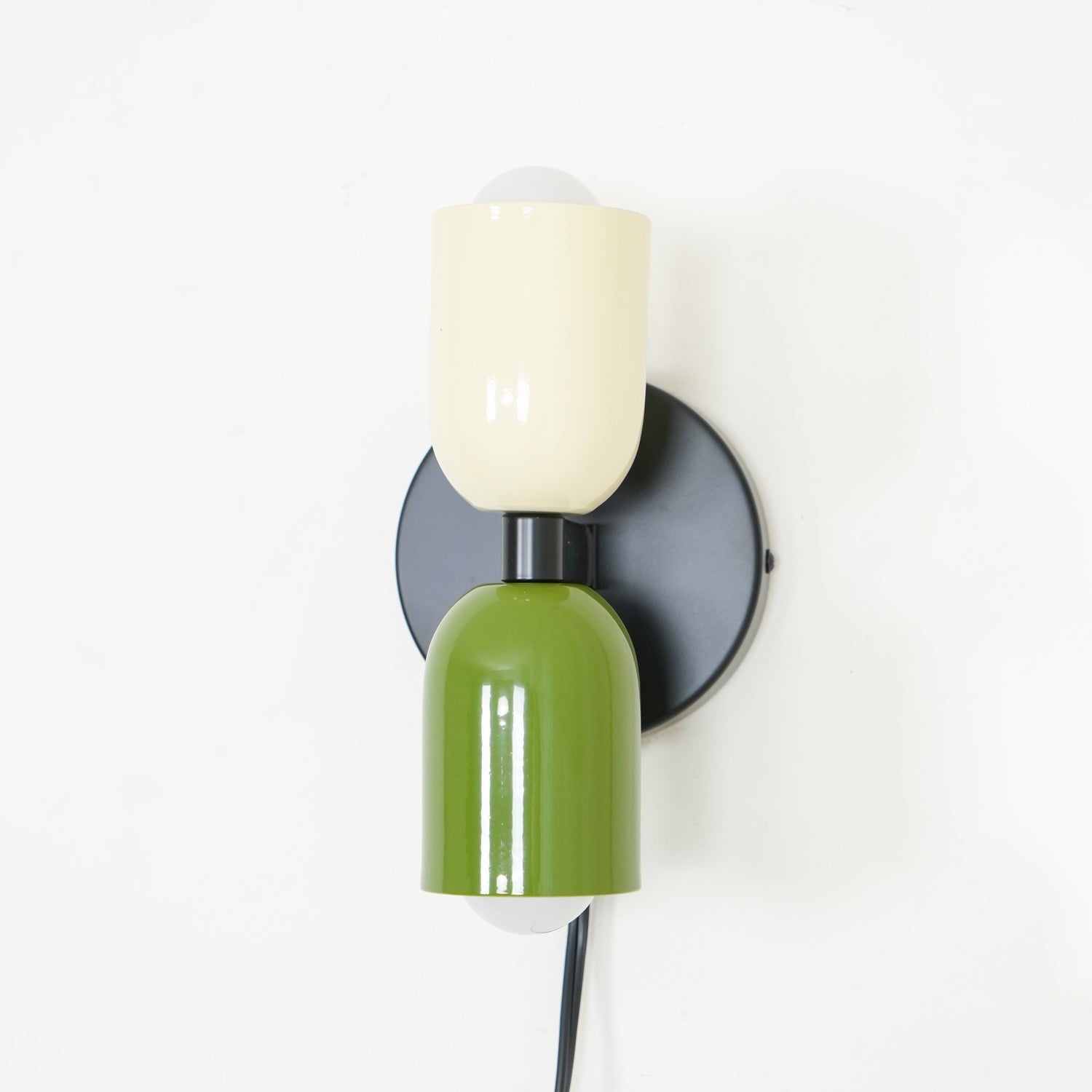 Couleur Dual Glow Wall Light