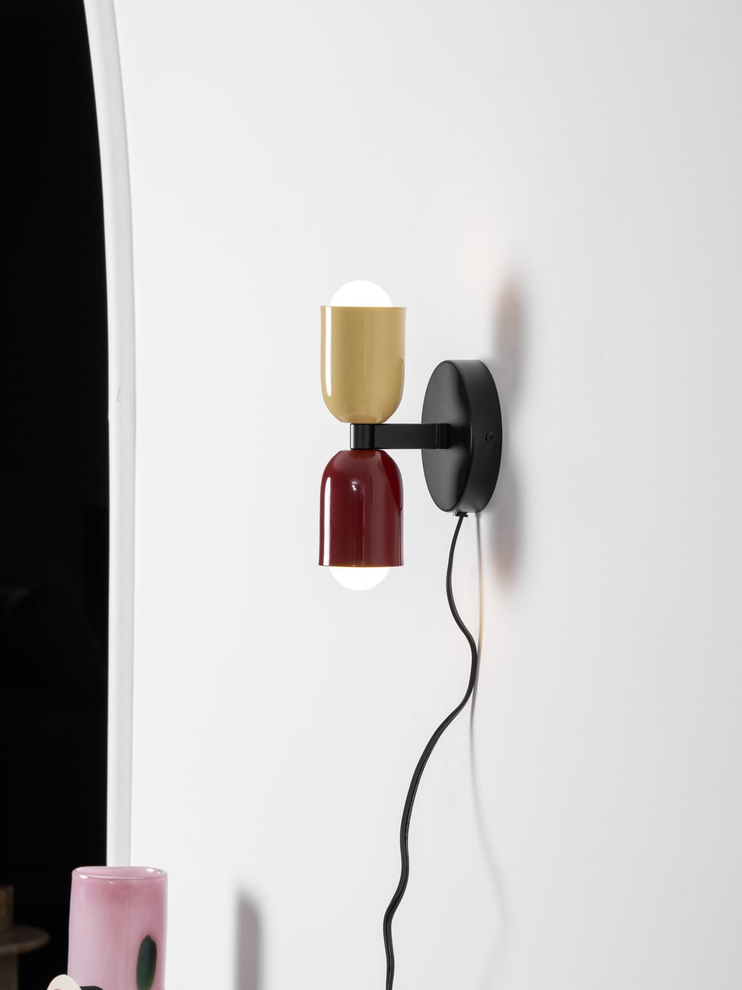 Couleur Dual Glow Wall Light