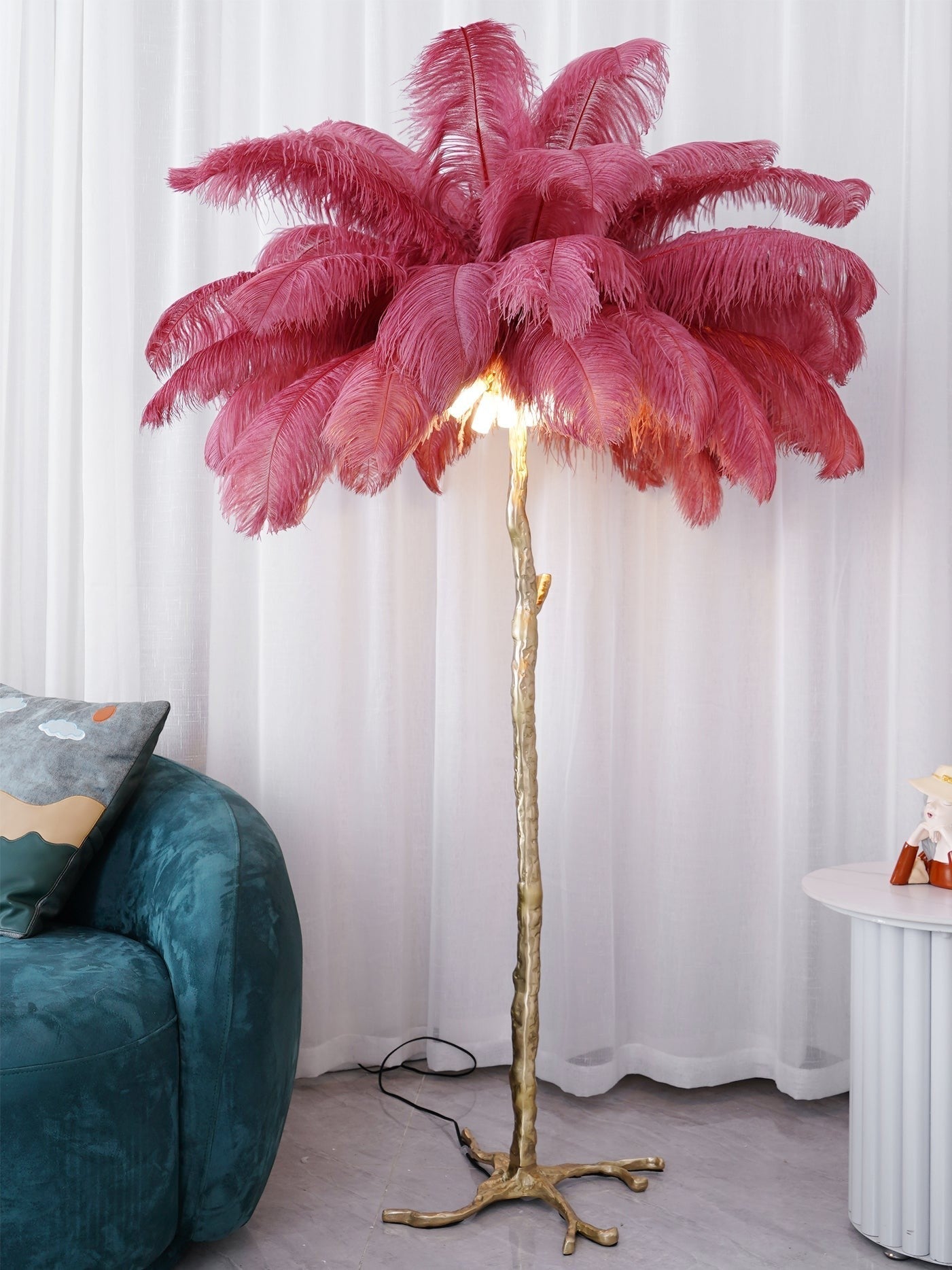 Feathered Elegance Brass Floor Lamp detail view 117