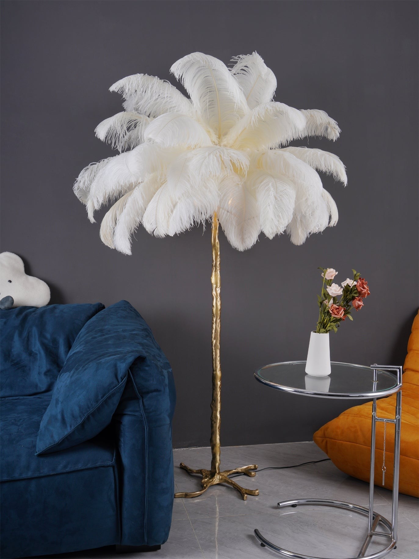 Feathered Elegance Brass Floor Lamp detail view 130