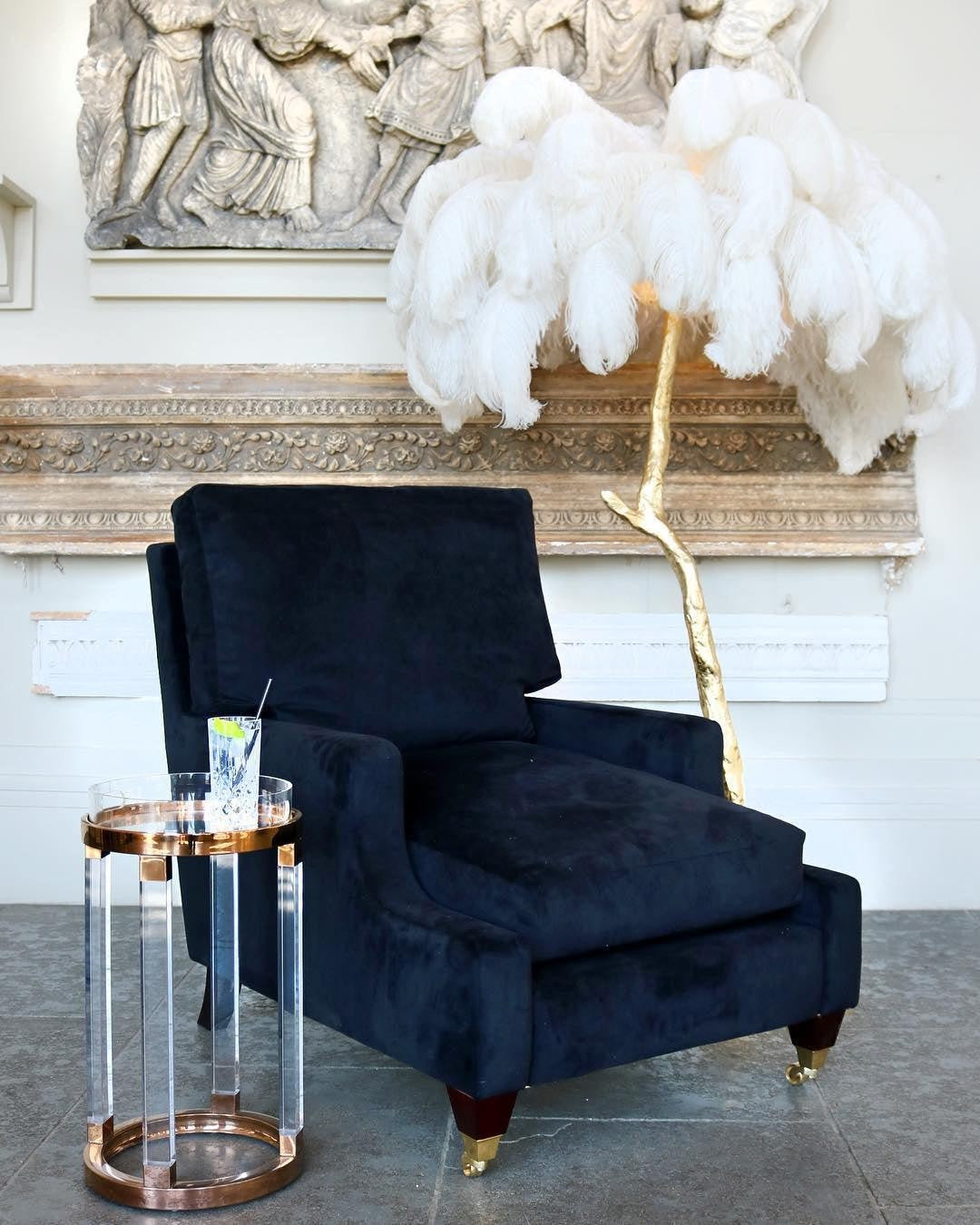 Feathered Elegance Brass Floor Lamp detail view 38
