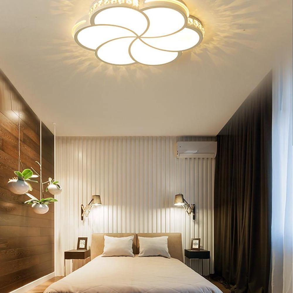 Geometric Flower Shaped Flush Mount Ceiling Light Metal