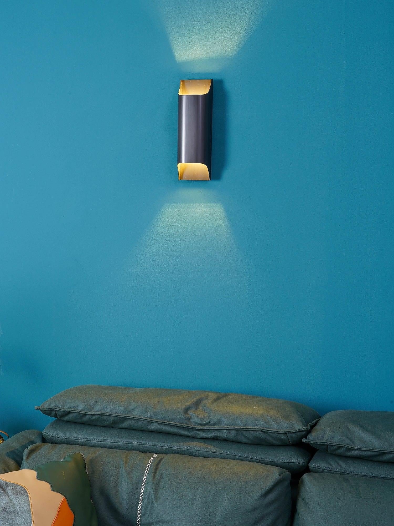 Leclerc Polished Brass Wall Sconce detail view 31