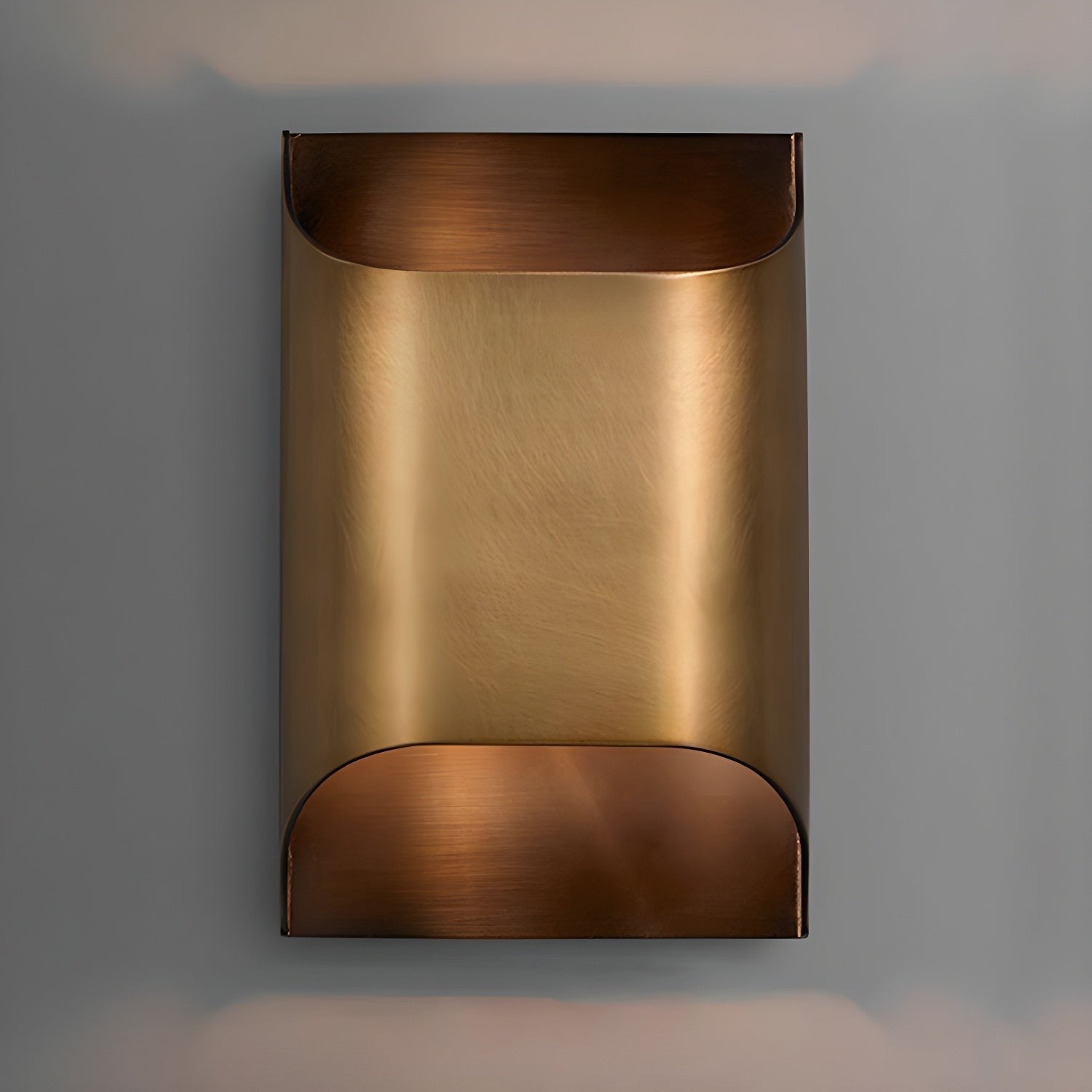 Leclerc Polished Brass Wall Sconce detail view 74