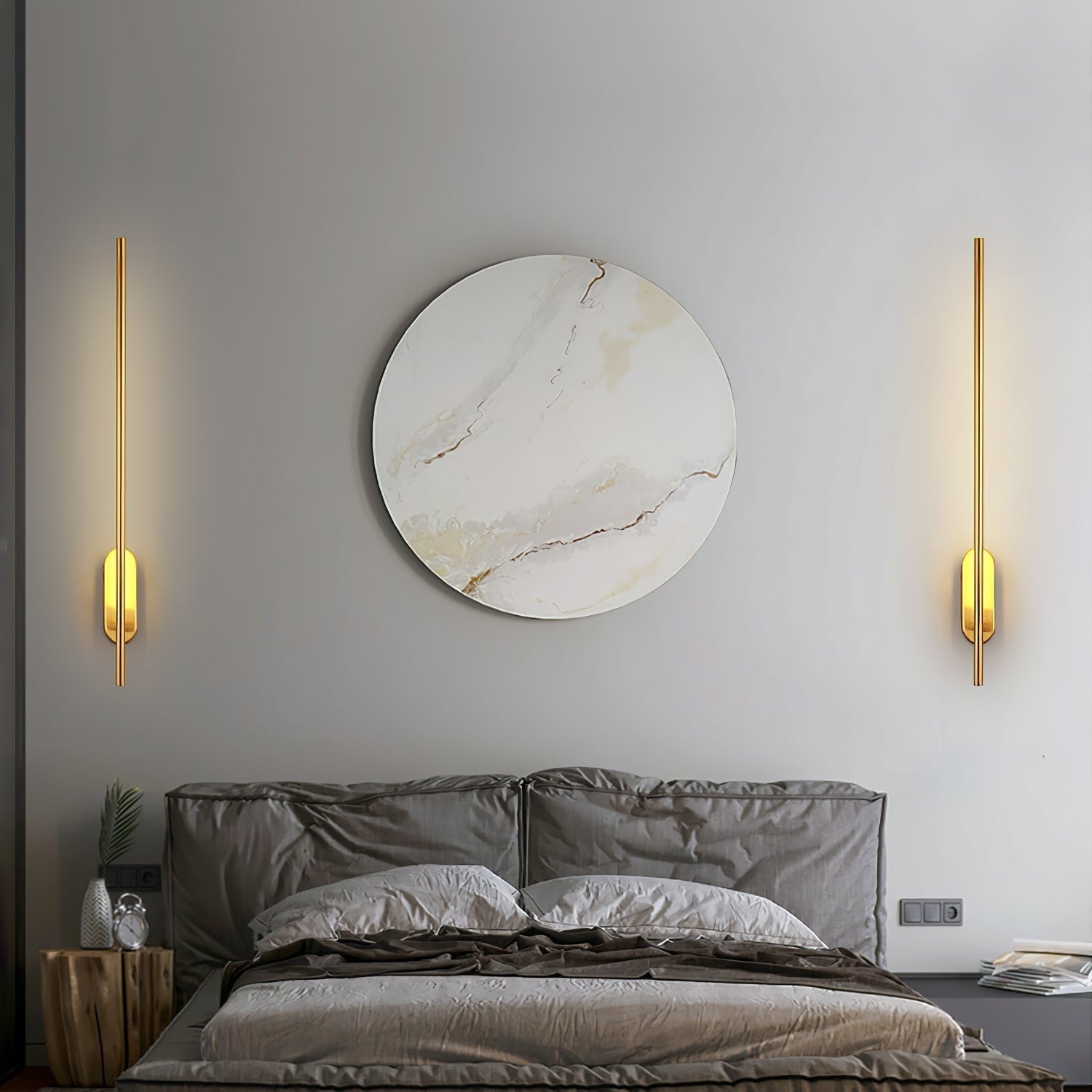 Linear Brass Wall Sconce