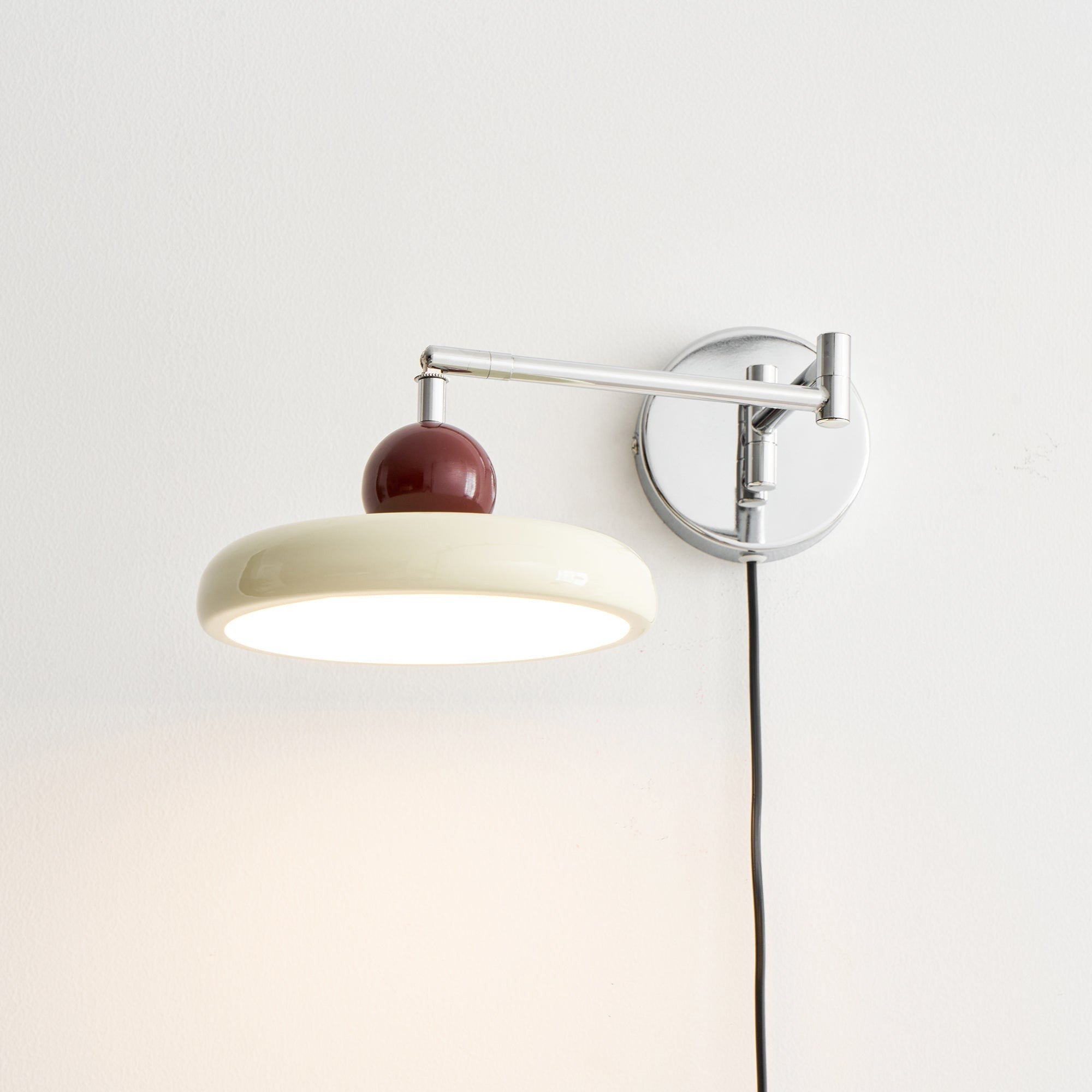 Lola Circular Disk Plug-In Wall Light, Plug-In Wall Sconce, detail 37