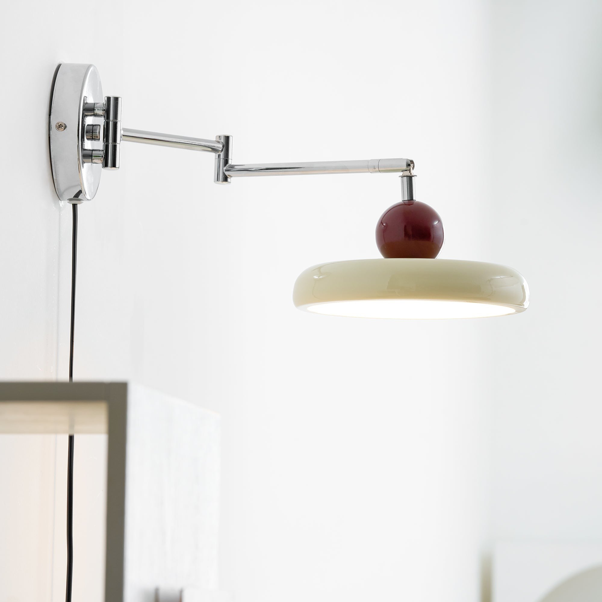 Lola Circular Disk Plug-In Wall Light, Plug-In Wall Sconce, detail 45