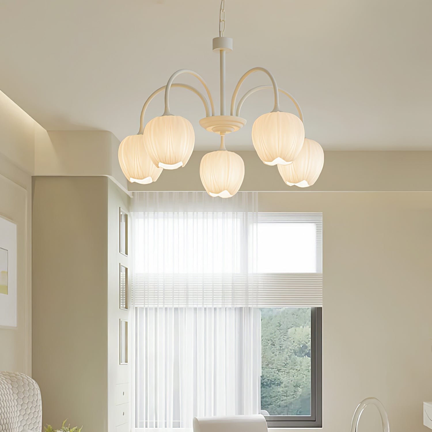 Matcha Bloom Tulip Chandelier detail view 28