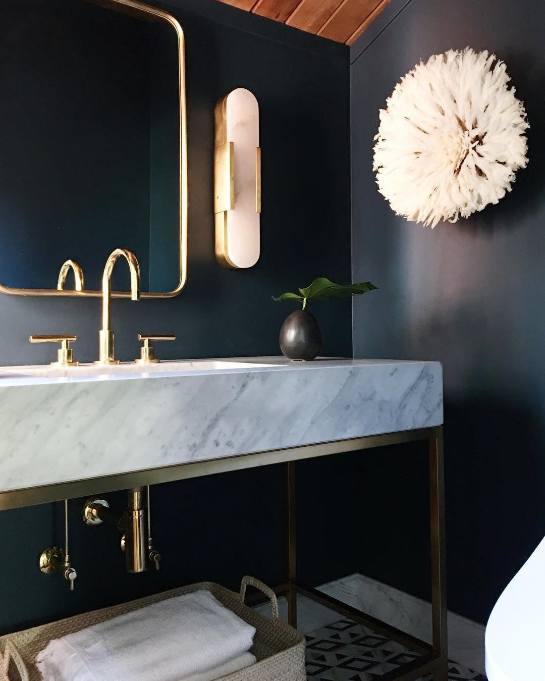 Melange Alabaster Wall Sconce