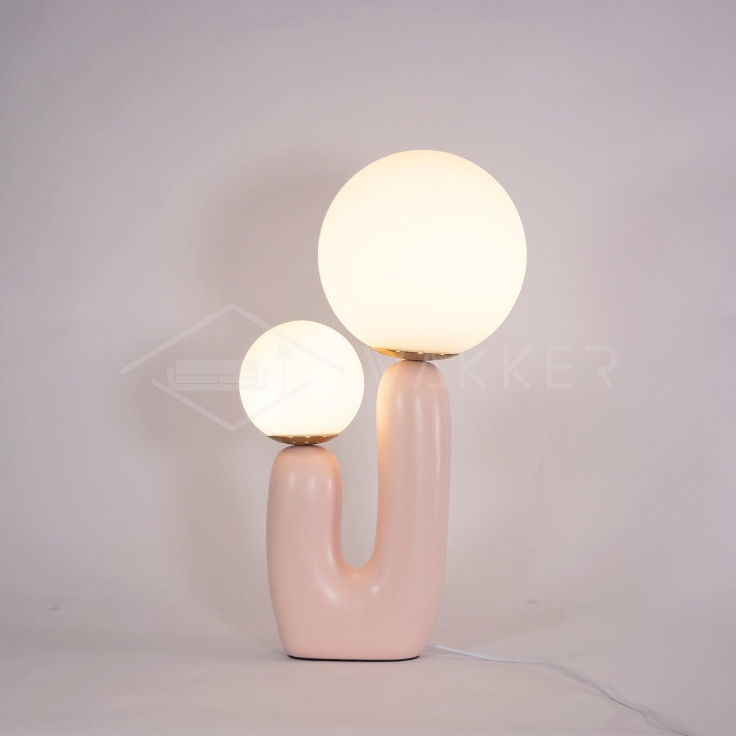 Oo Smooth Resin Table Lamp