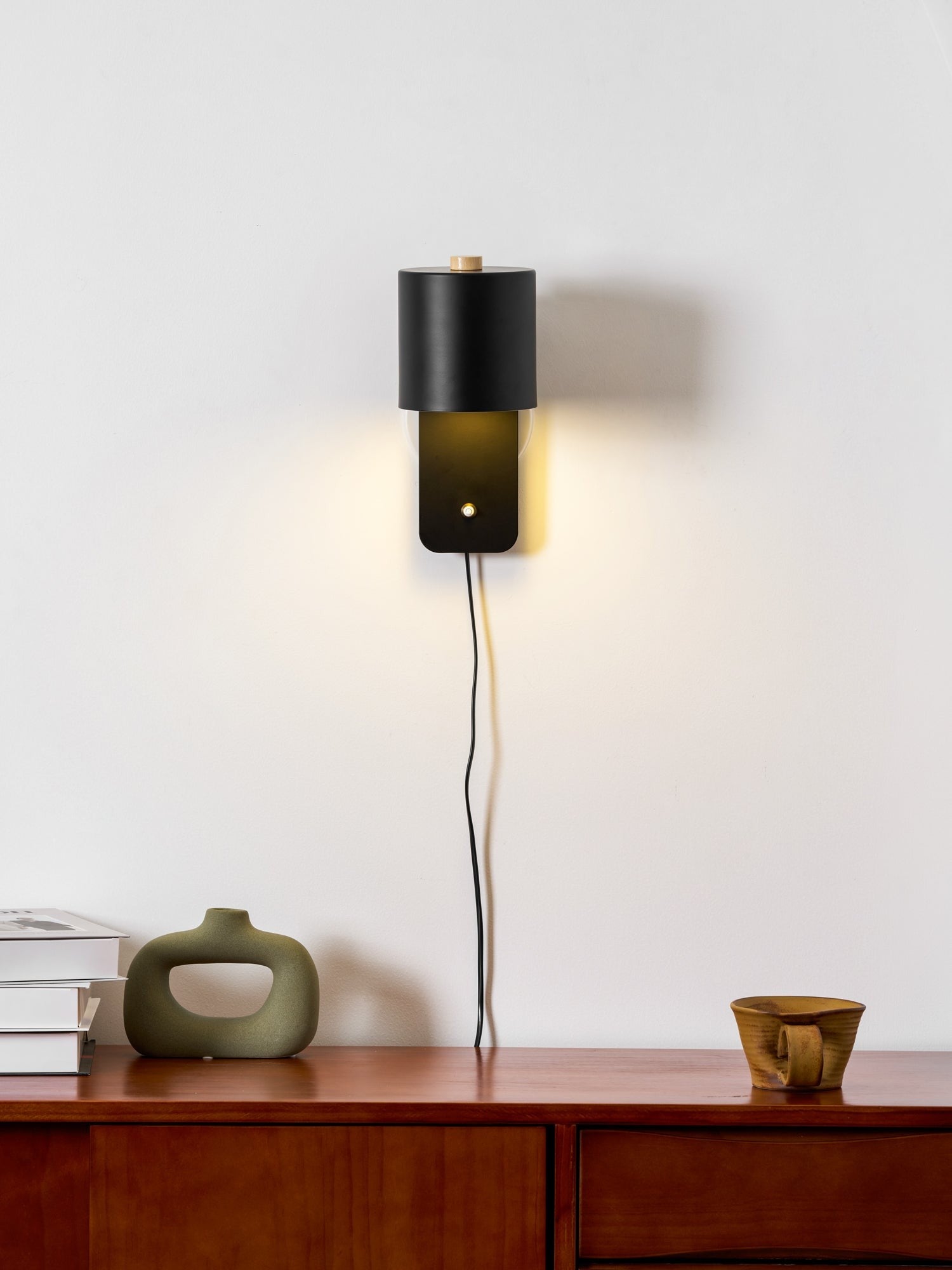 Orbit Plug-in Rotating Wall Lamp