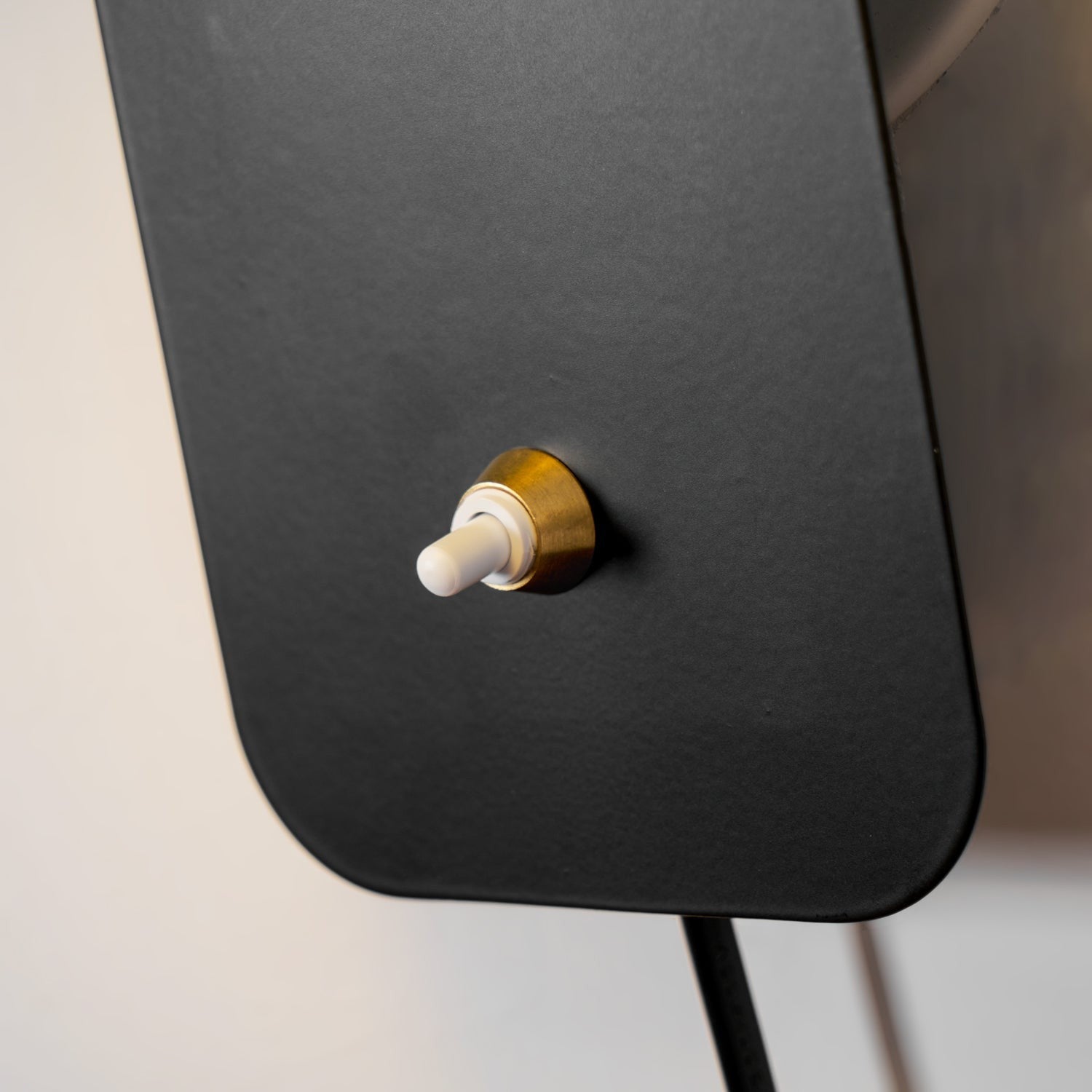 Orbit Plug-in Rotating Wall Lamp