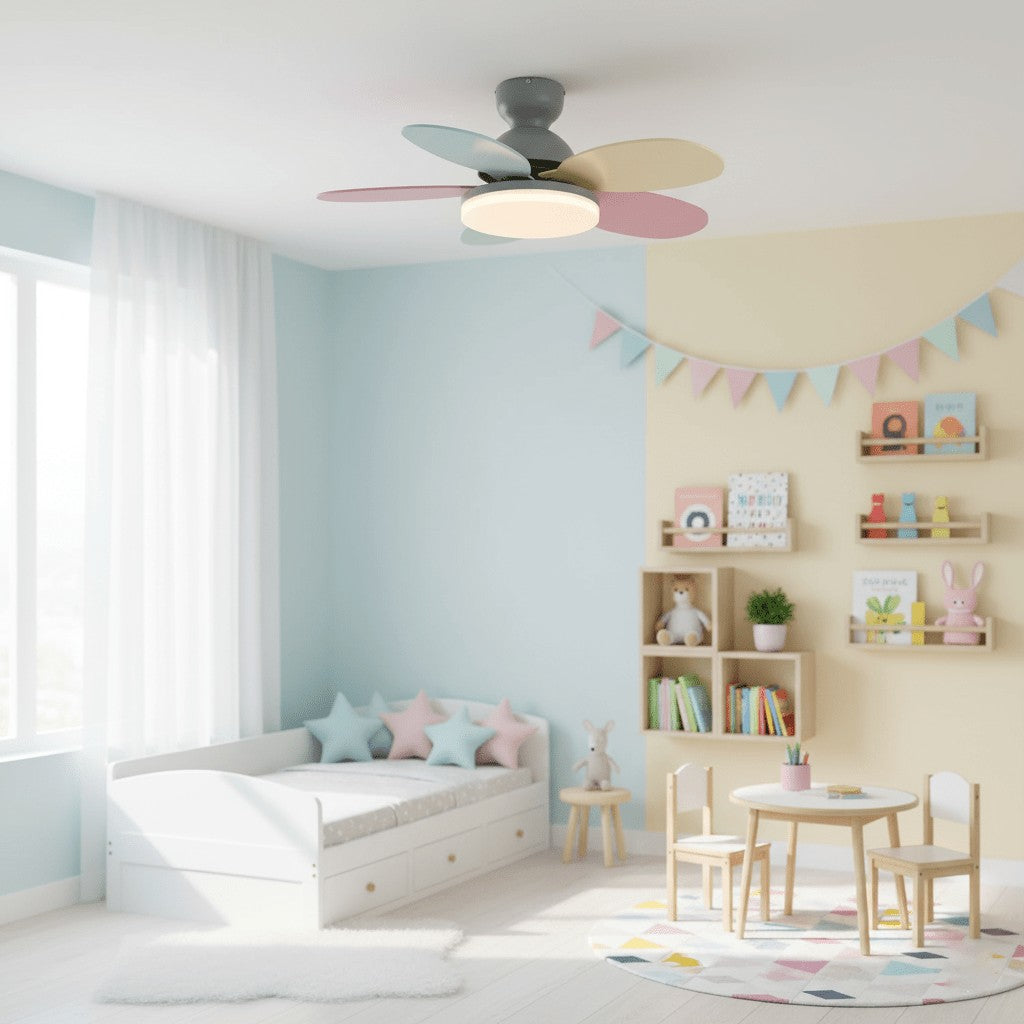 Petalo Wood Blade Ceiling Fan Light