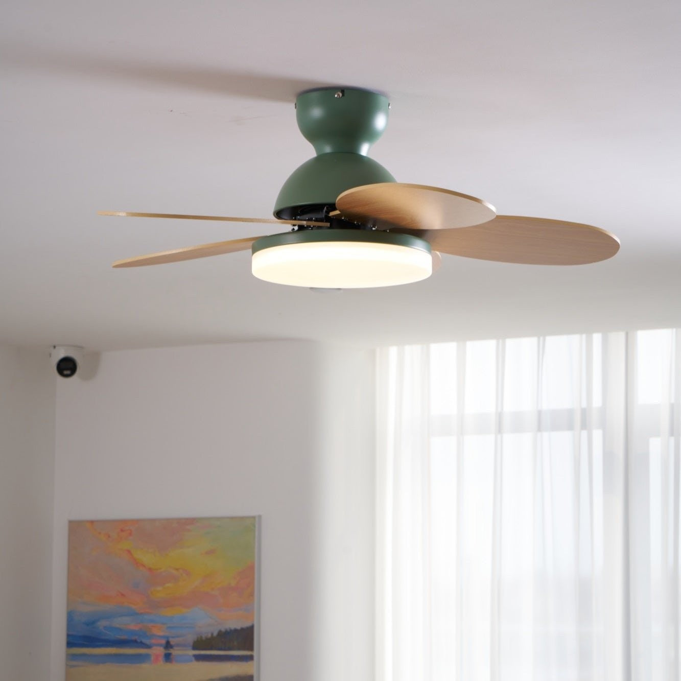 Petalo Wood Blade Ceiling Fan Light