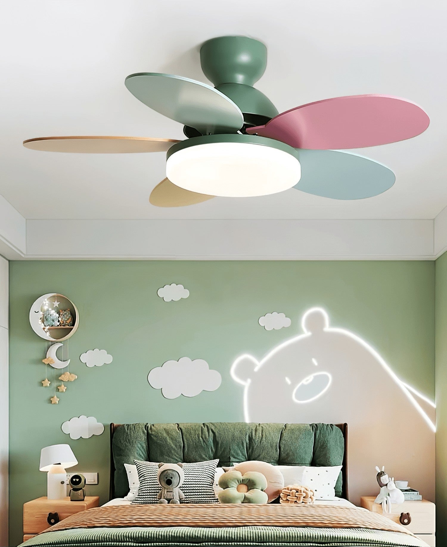 Petalo Wood Blade Ceiling Fan Light