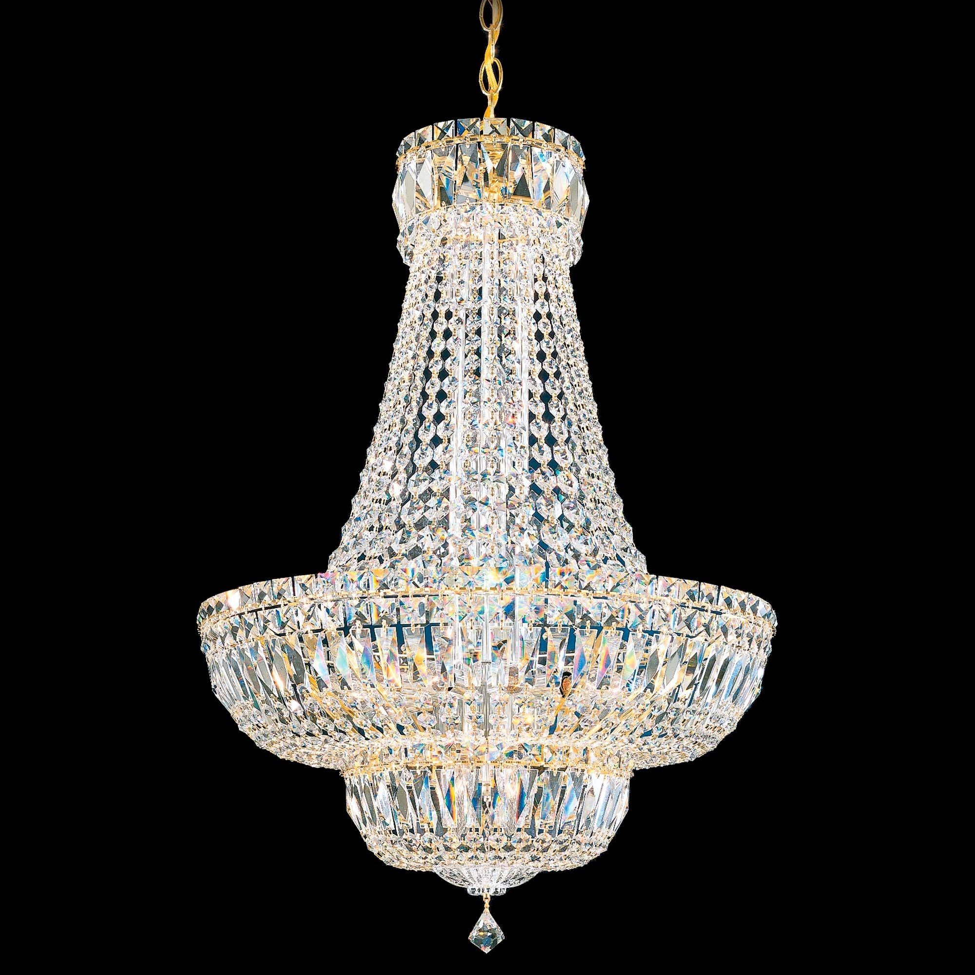Petit Crystal Deluxe 31"H X 20-Light Chandelier