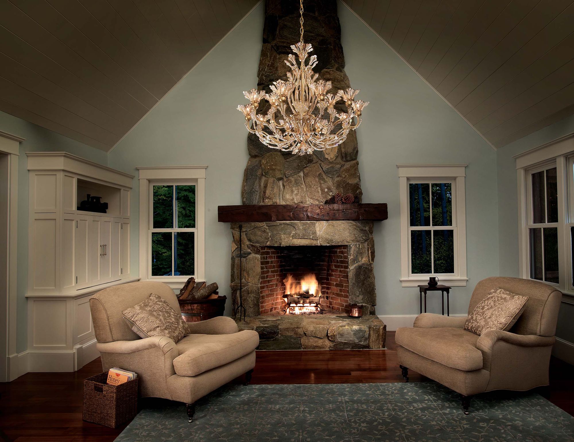 Rivendell 27"H X 16-Light Crystal Chandelier