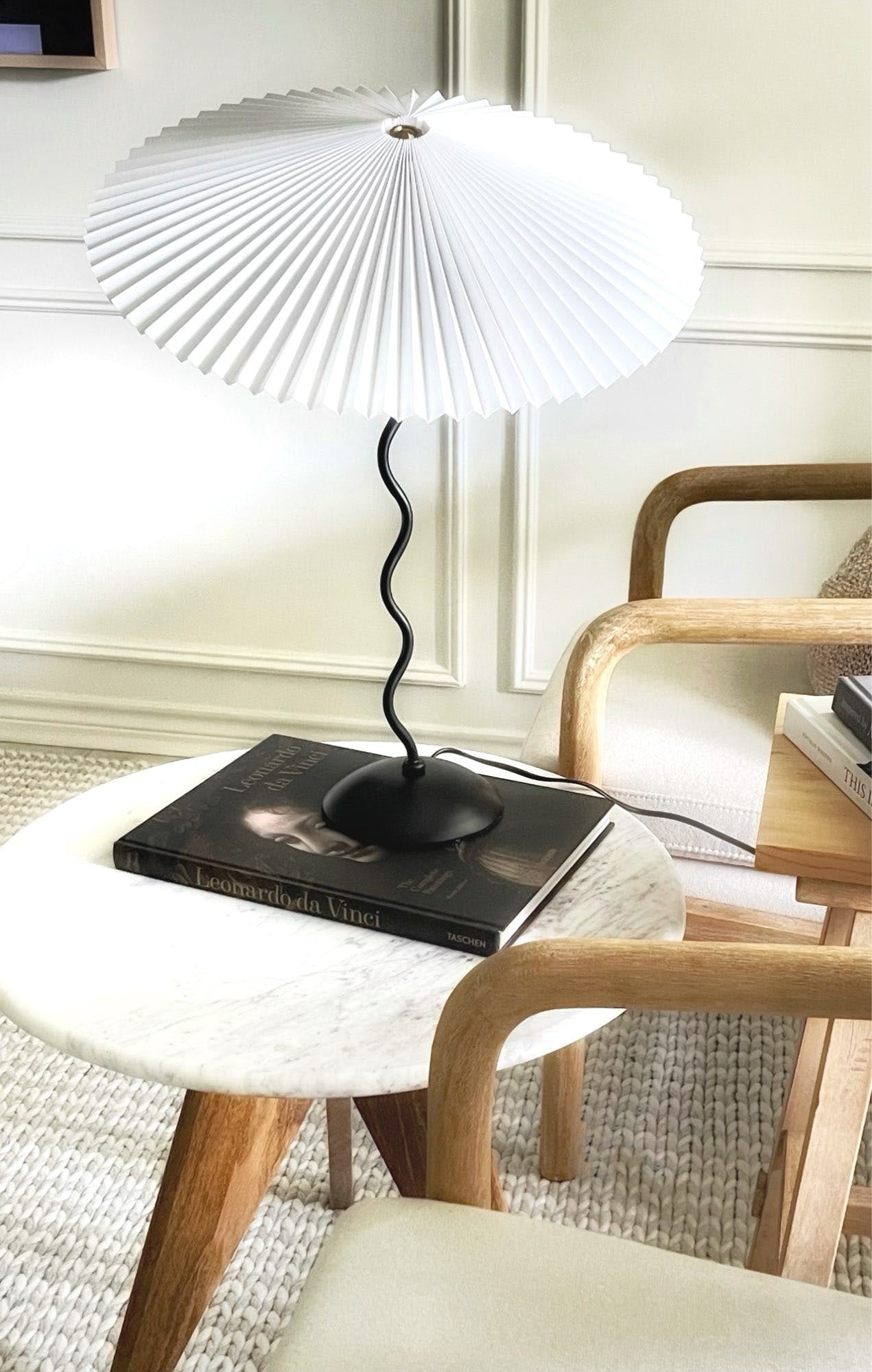 Squiggle Pleated Table Lamp