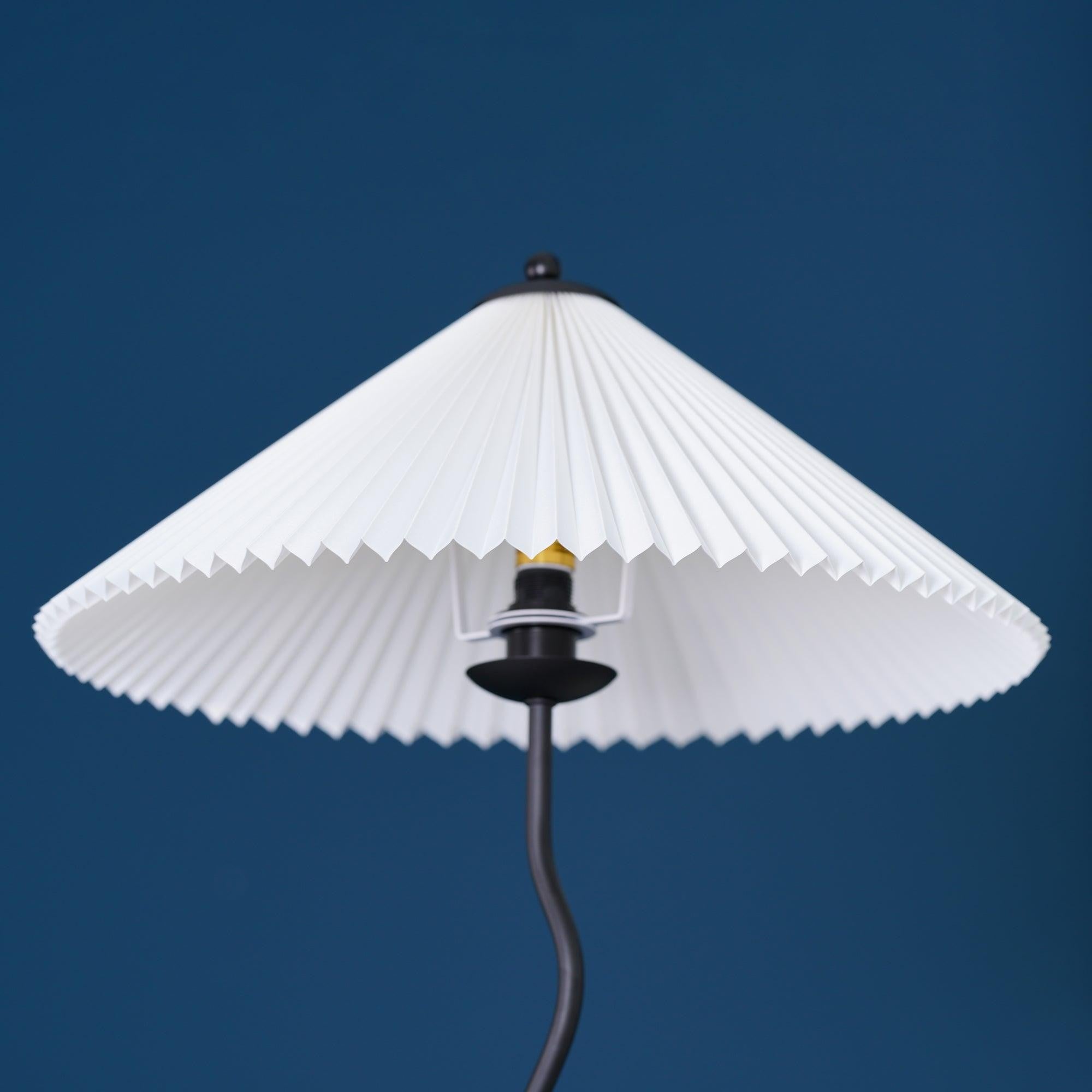 Squiggle Sculptural Floor Lamp