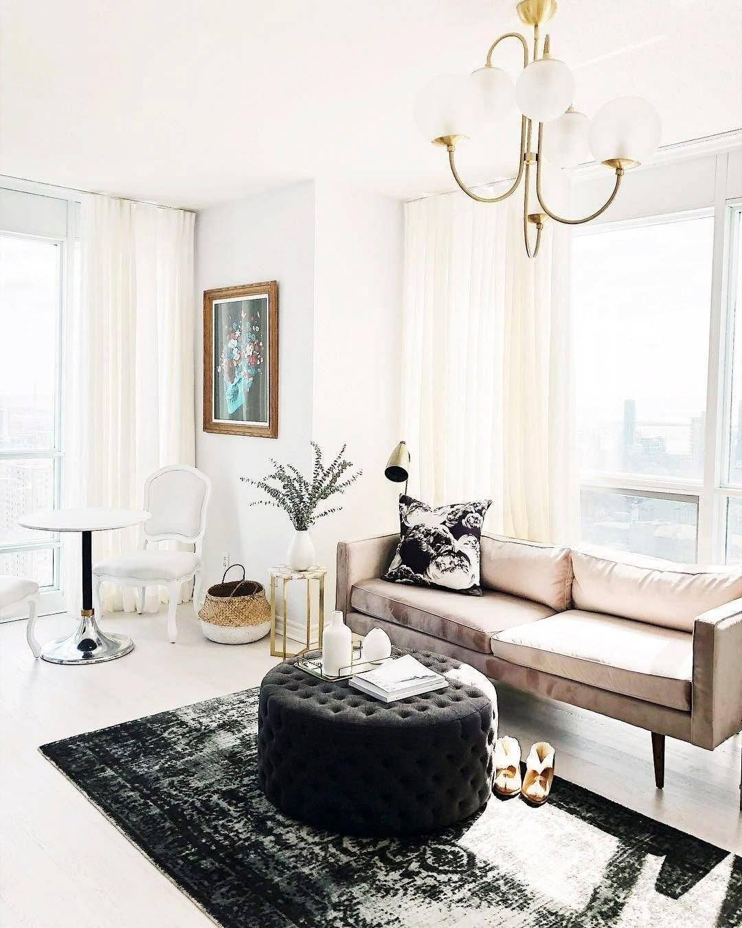 Swan Curve Glass Chandelier