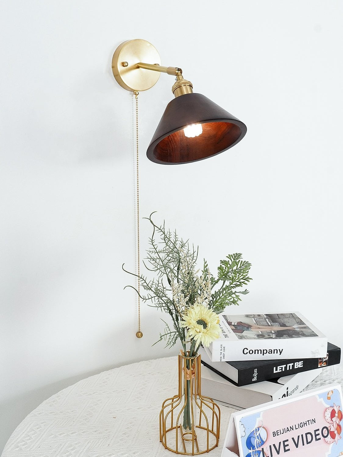 Walnut Glow Wall Lamp