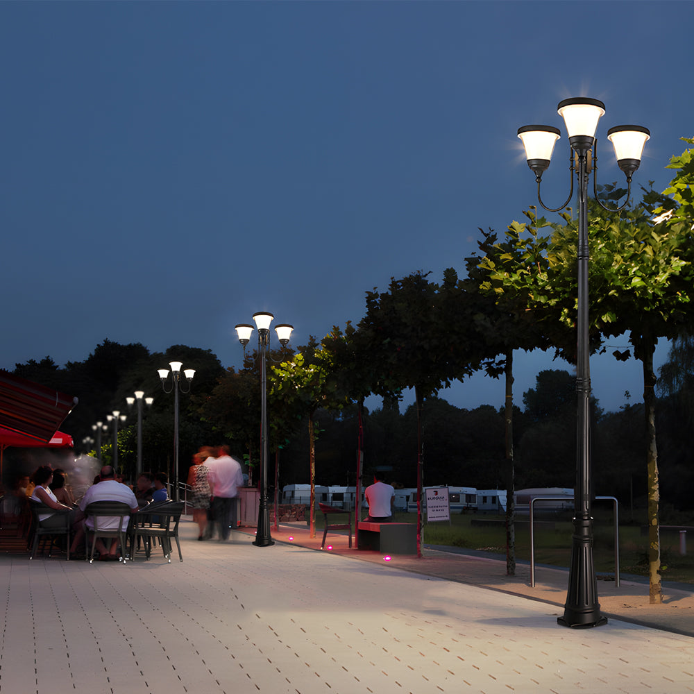 3-Light Black Traditional Outdoor Street Lights